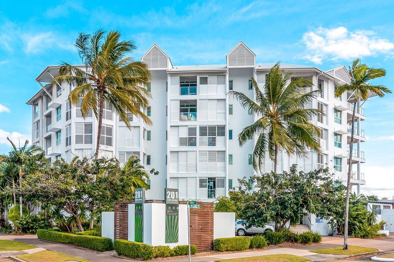 201 Street Resort 4*
