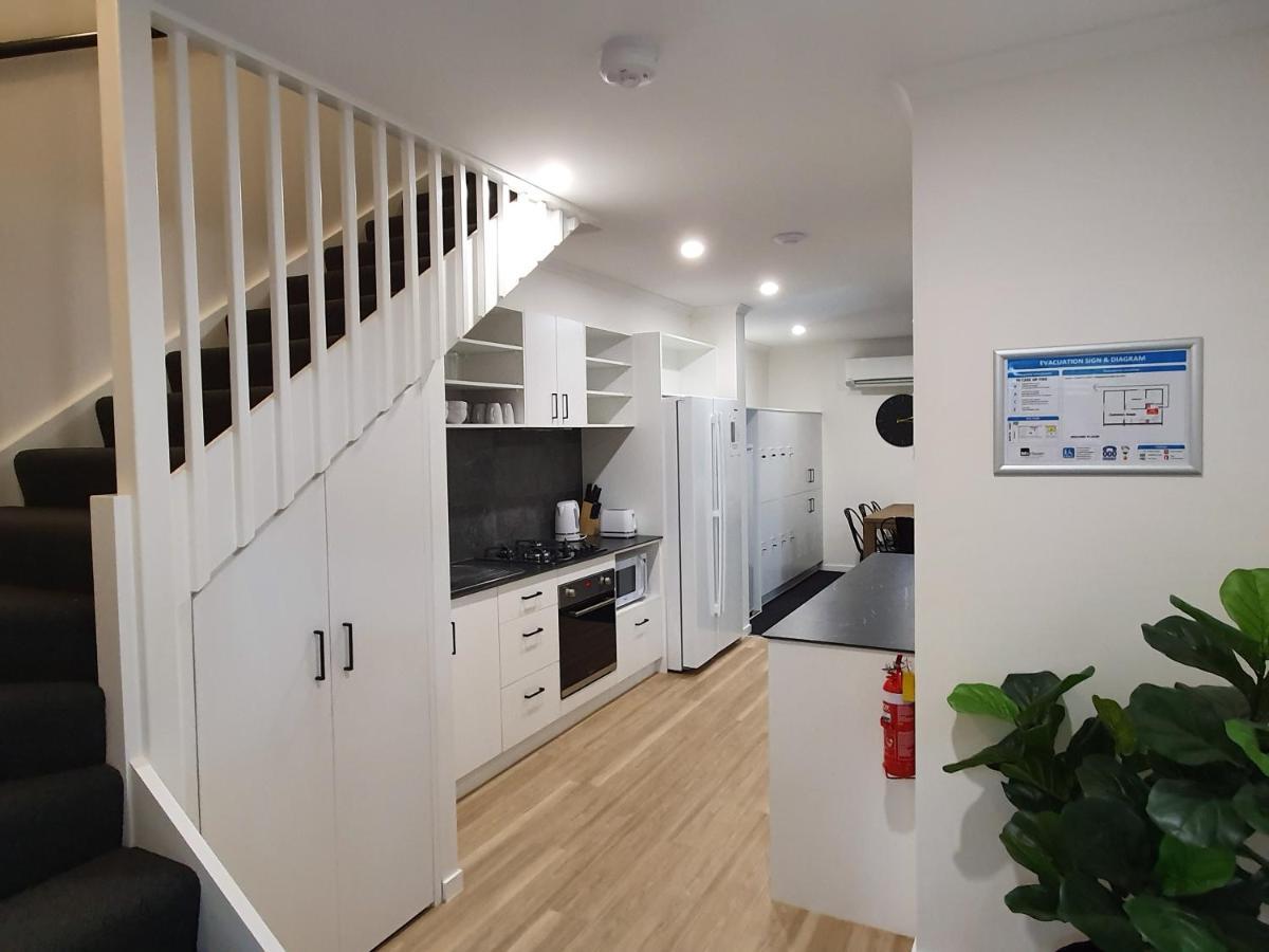 Mihaven Shared Living - Martyn St Cairns