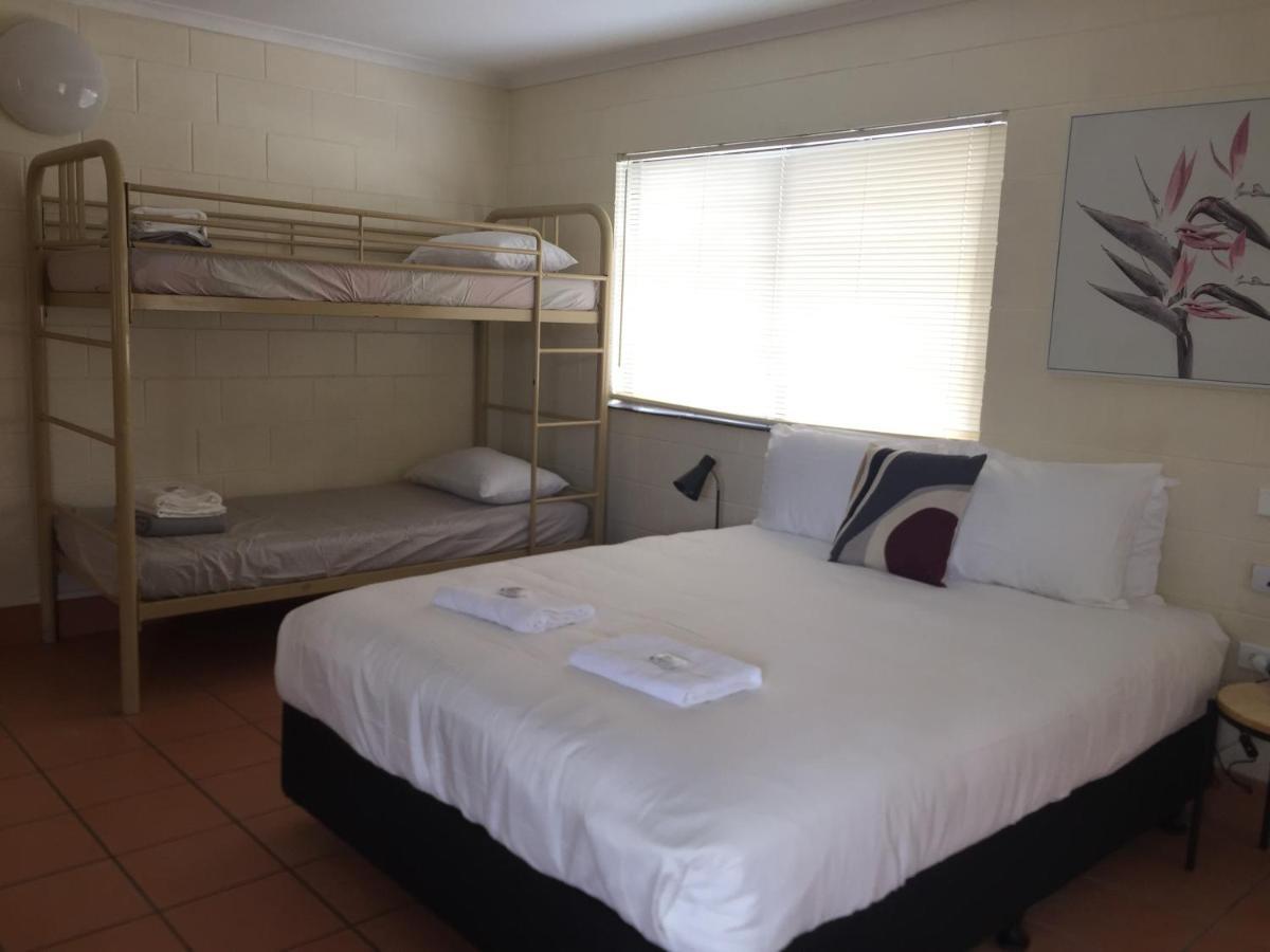 Lake Central Cairns Hotel