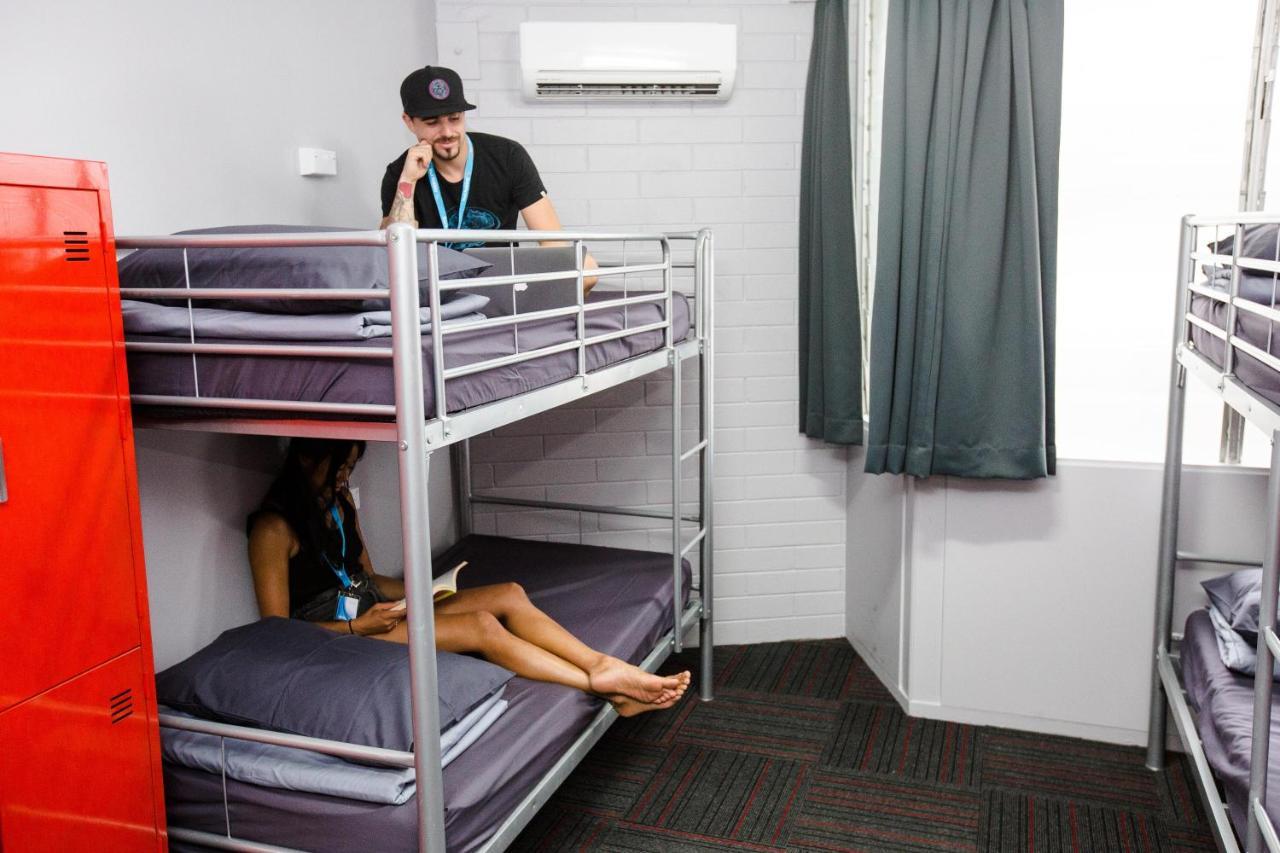 Hostel Mad Monkey Waterfront Cairns