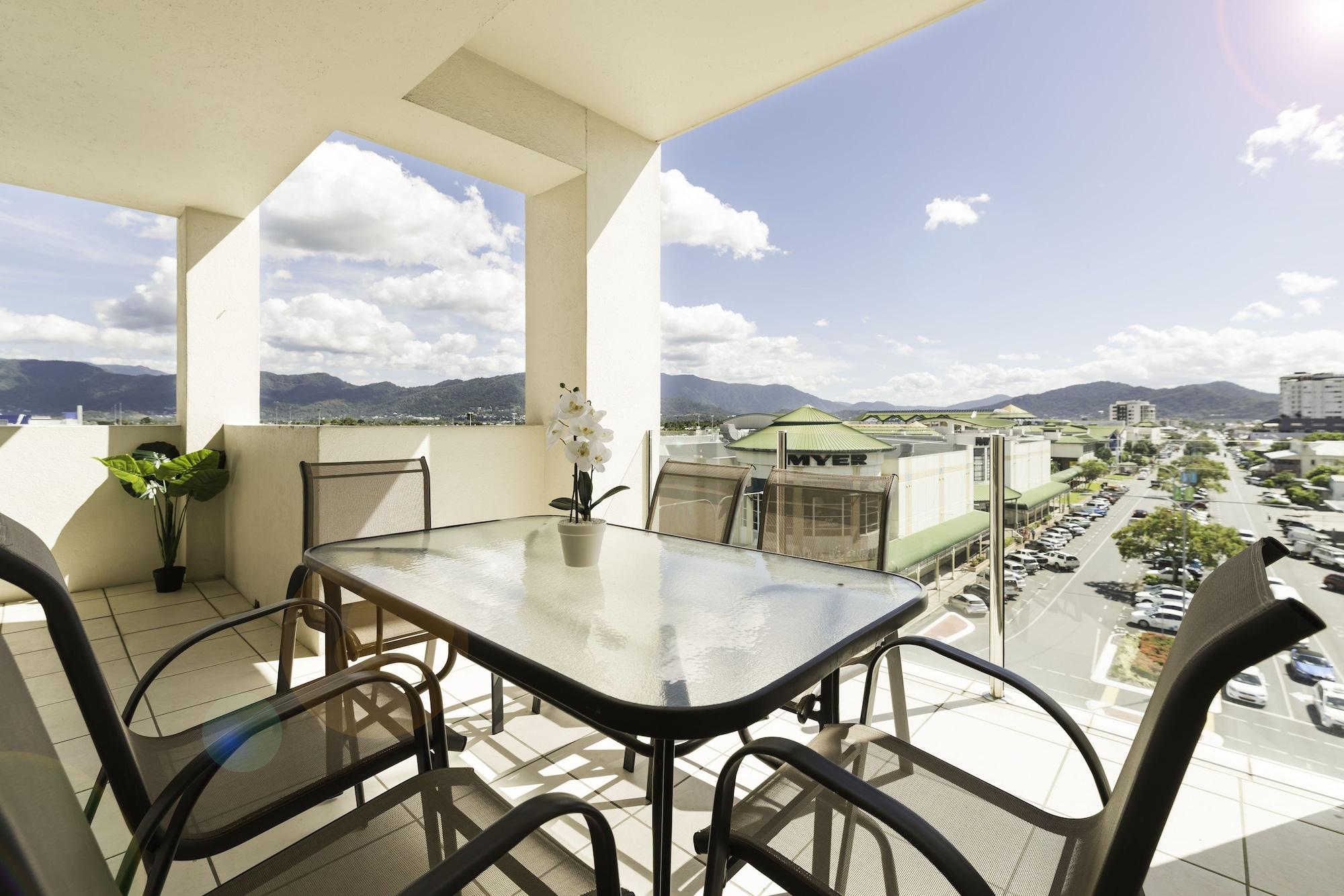 Aparthotel Cairns City Apartments 4*
