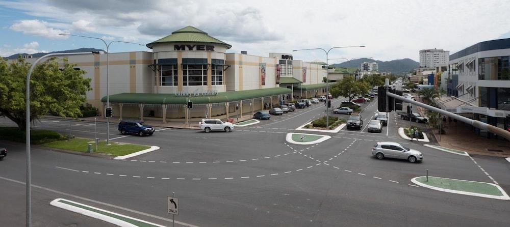 Cairns City Apartments Aparthotel 4*