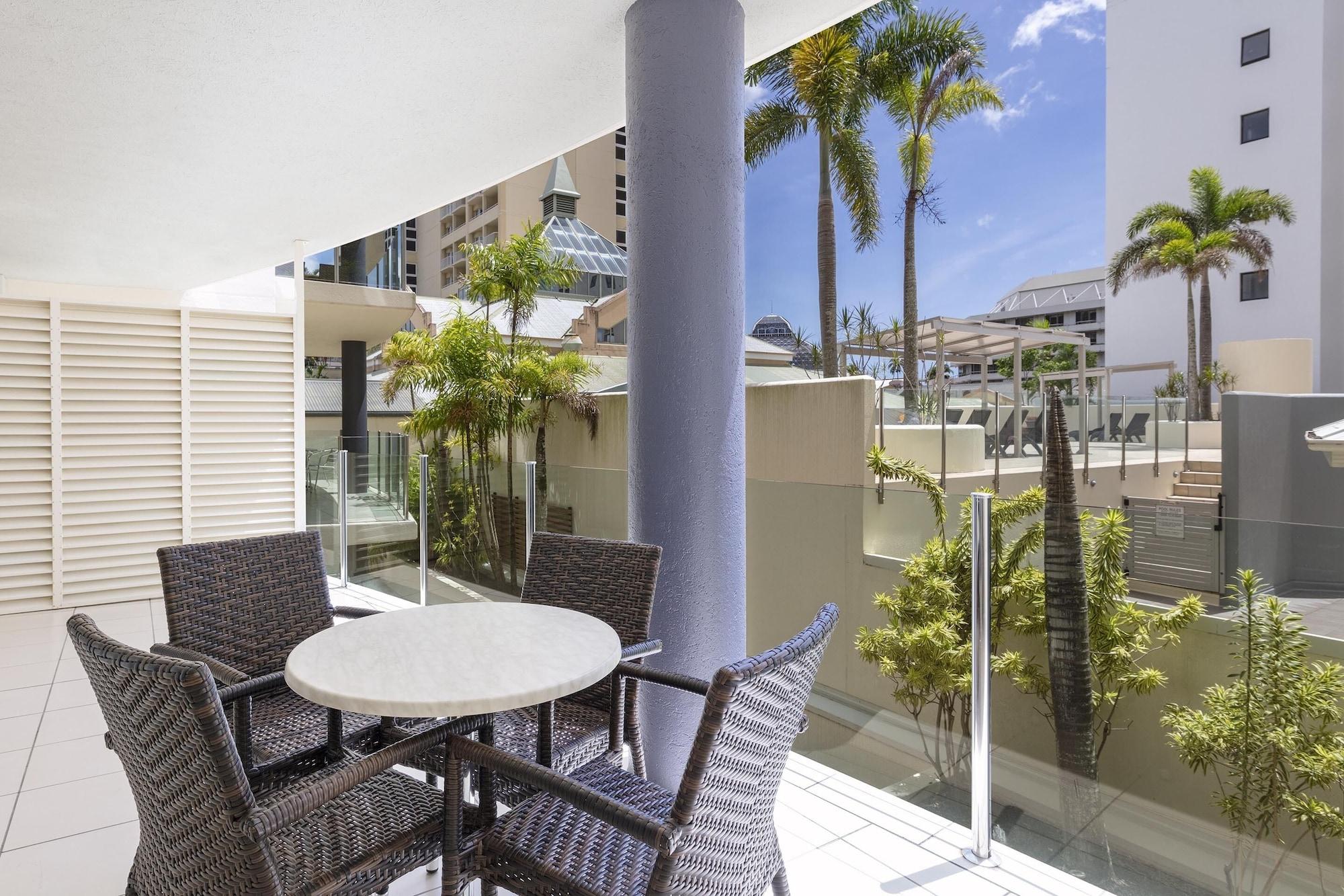 Park Regis Quays 4* Cairns
