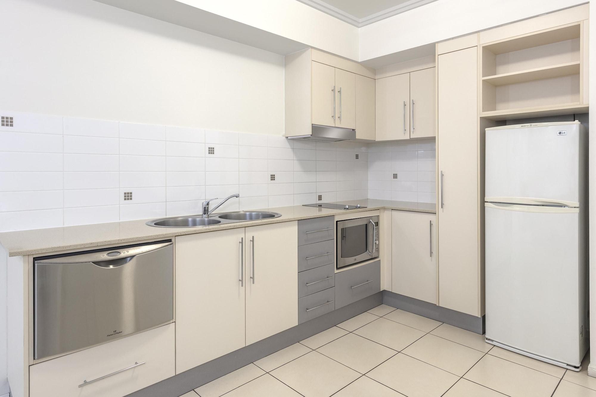 Park Regis Quays Hotel 4*