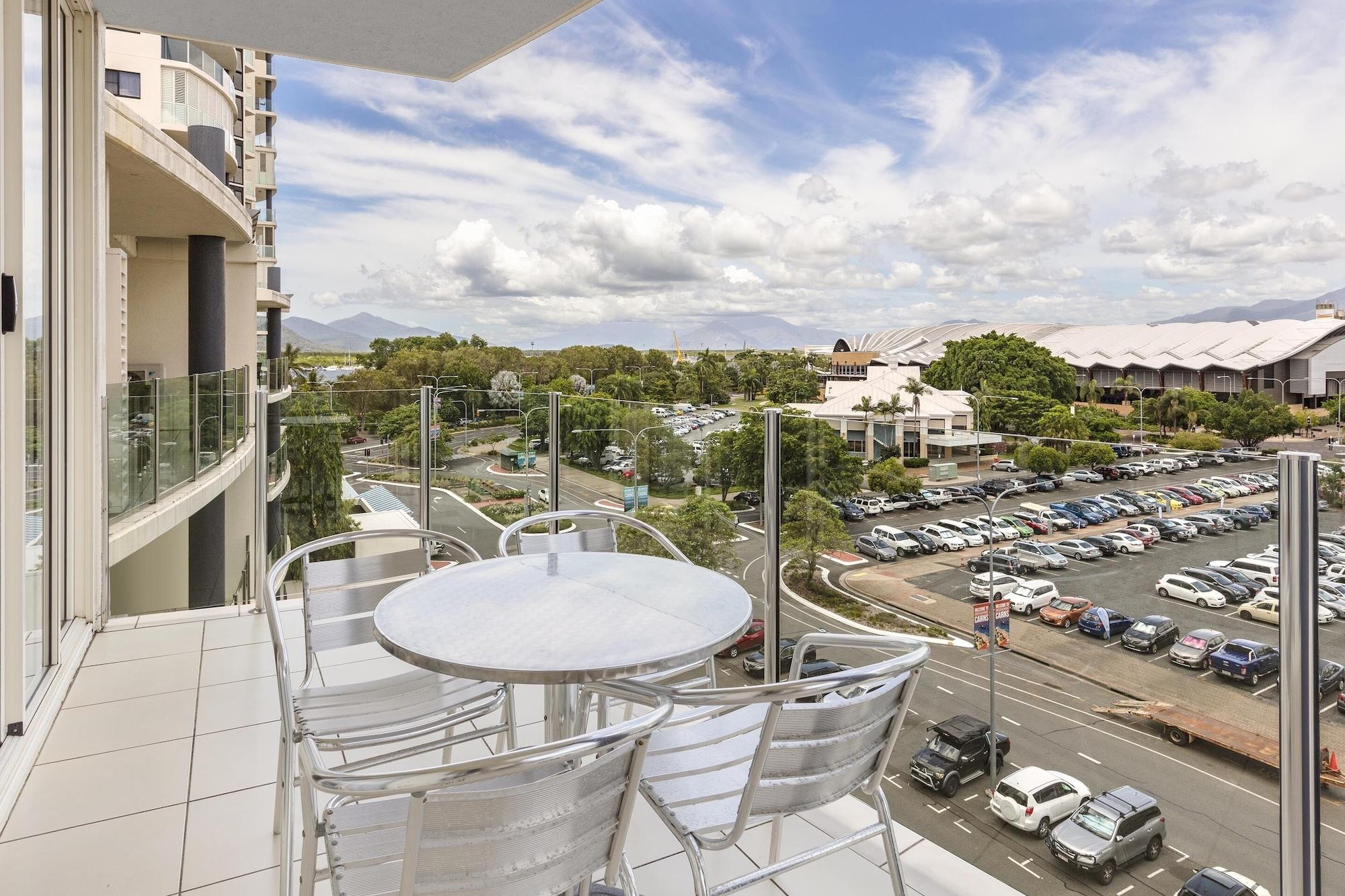 Park Regis Quays Hotel 4*