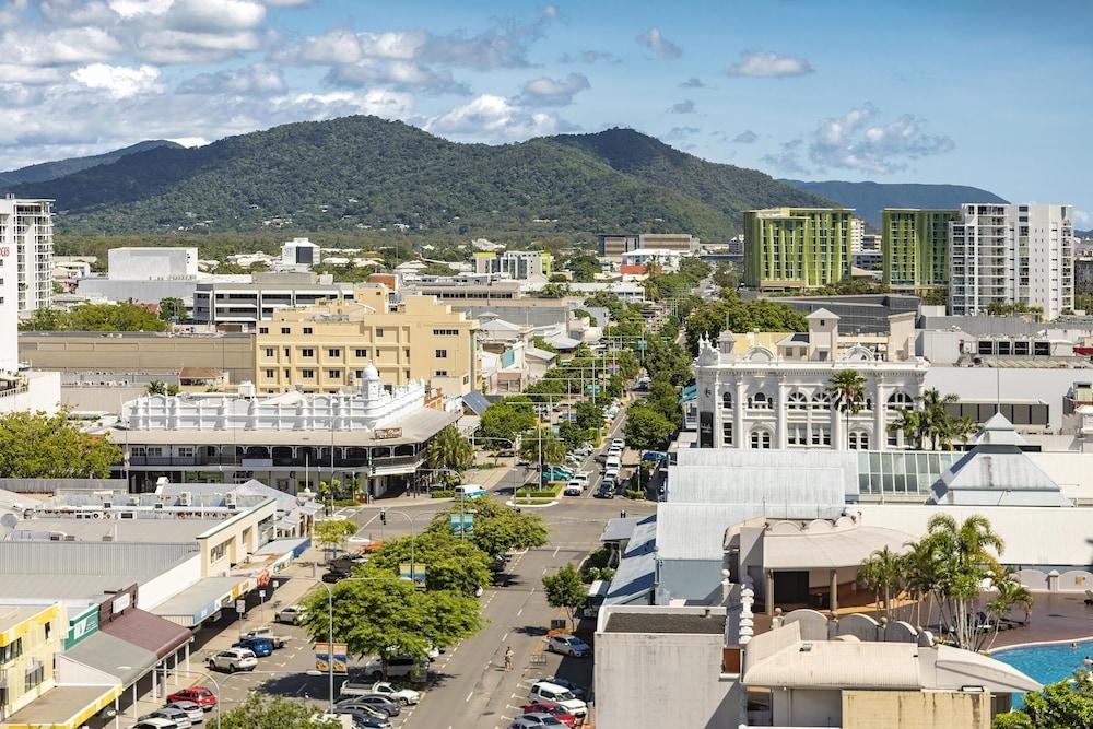 Park Regis Quays Hotel Cairns