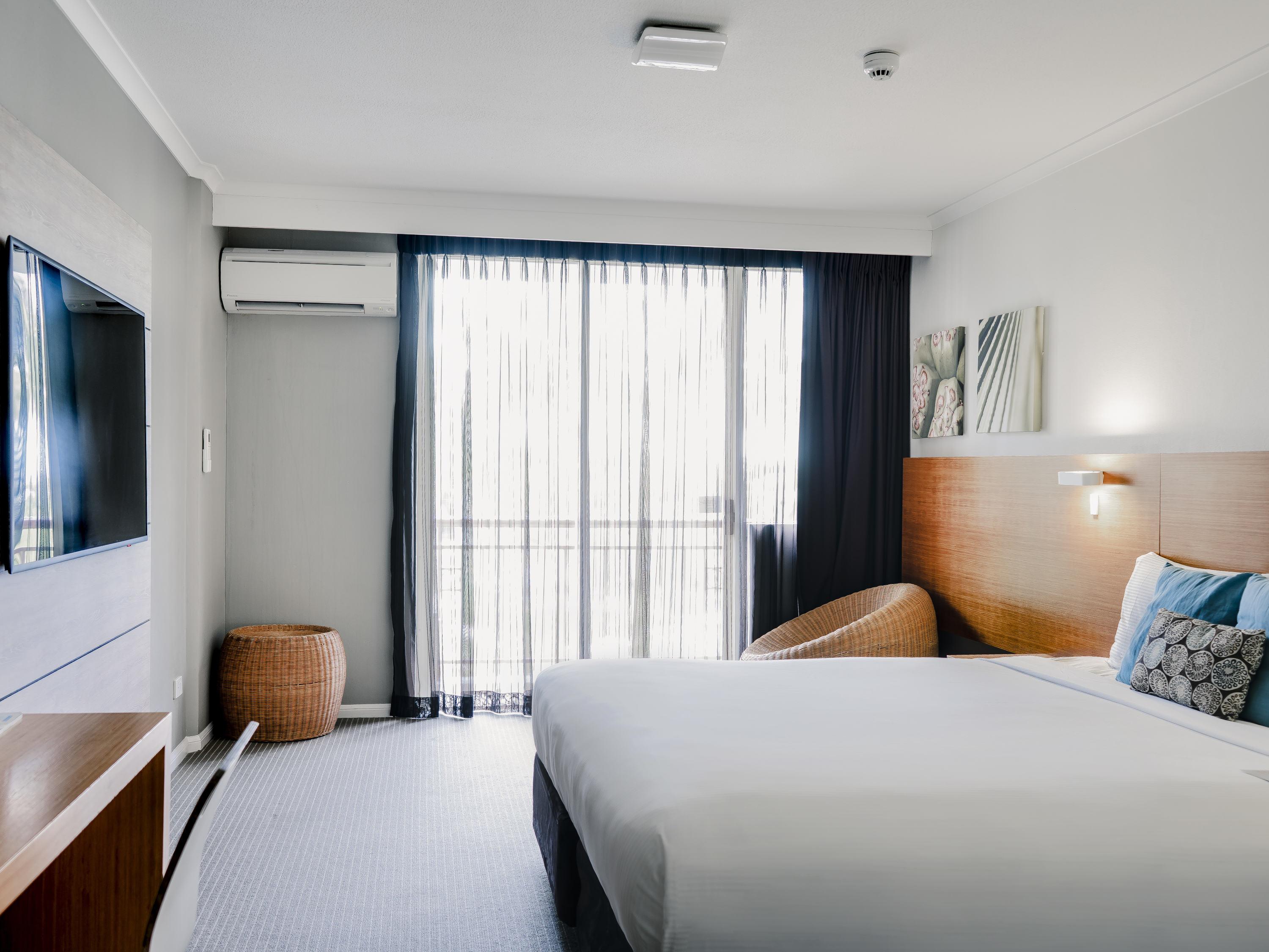 Hotel Novotel Oasis 4*