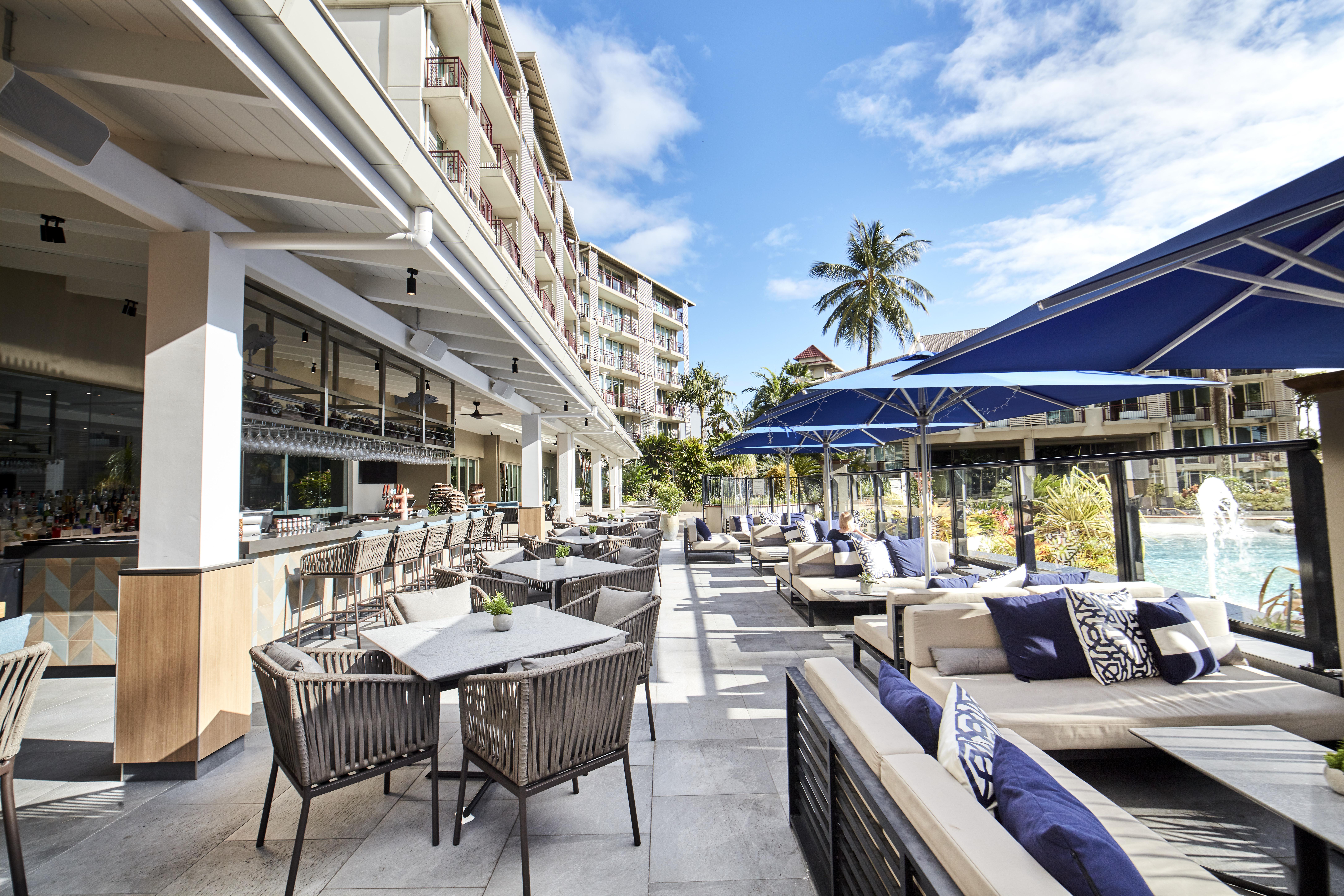Novotel Oasis Hotel Cairns