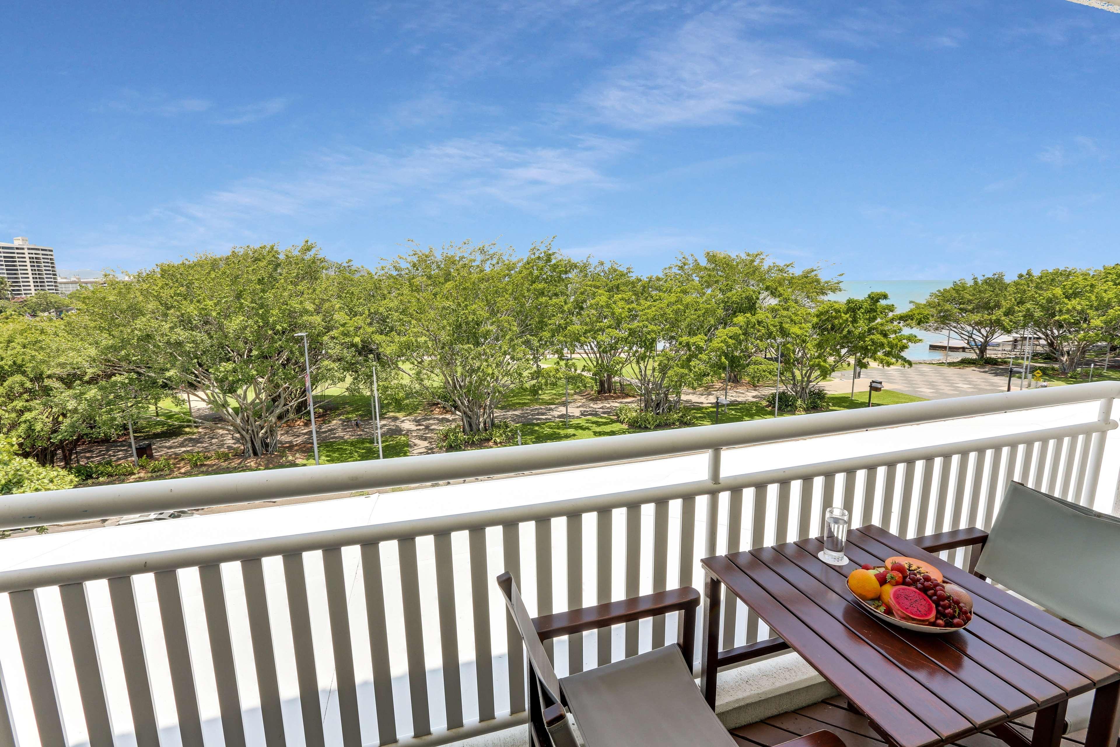 Hotel Shangri-la The Marina, Cairns