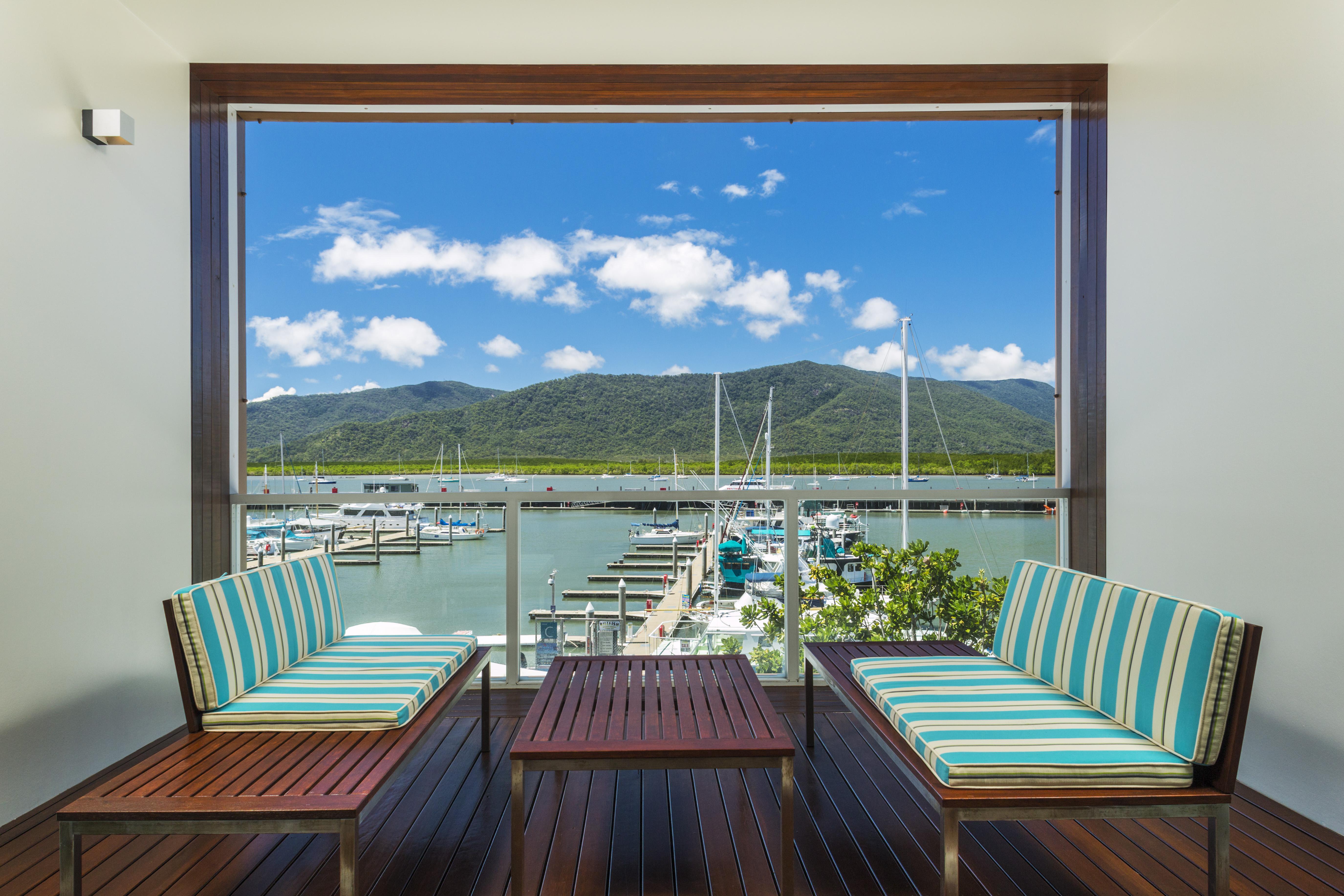 Shangri-la The Marina, Hotel 5*