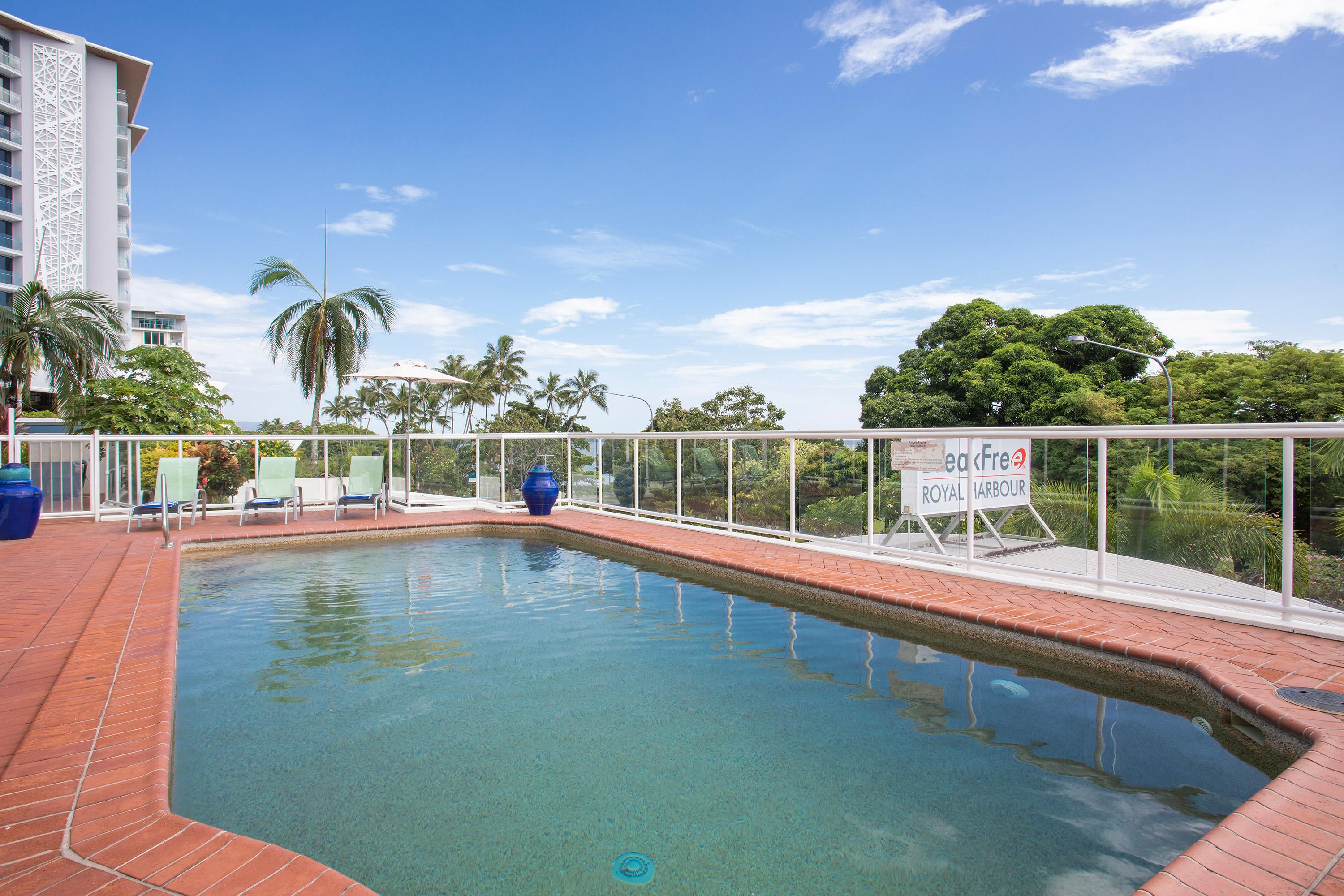 Breakfree Royal Harbour Aparthotel Cairns