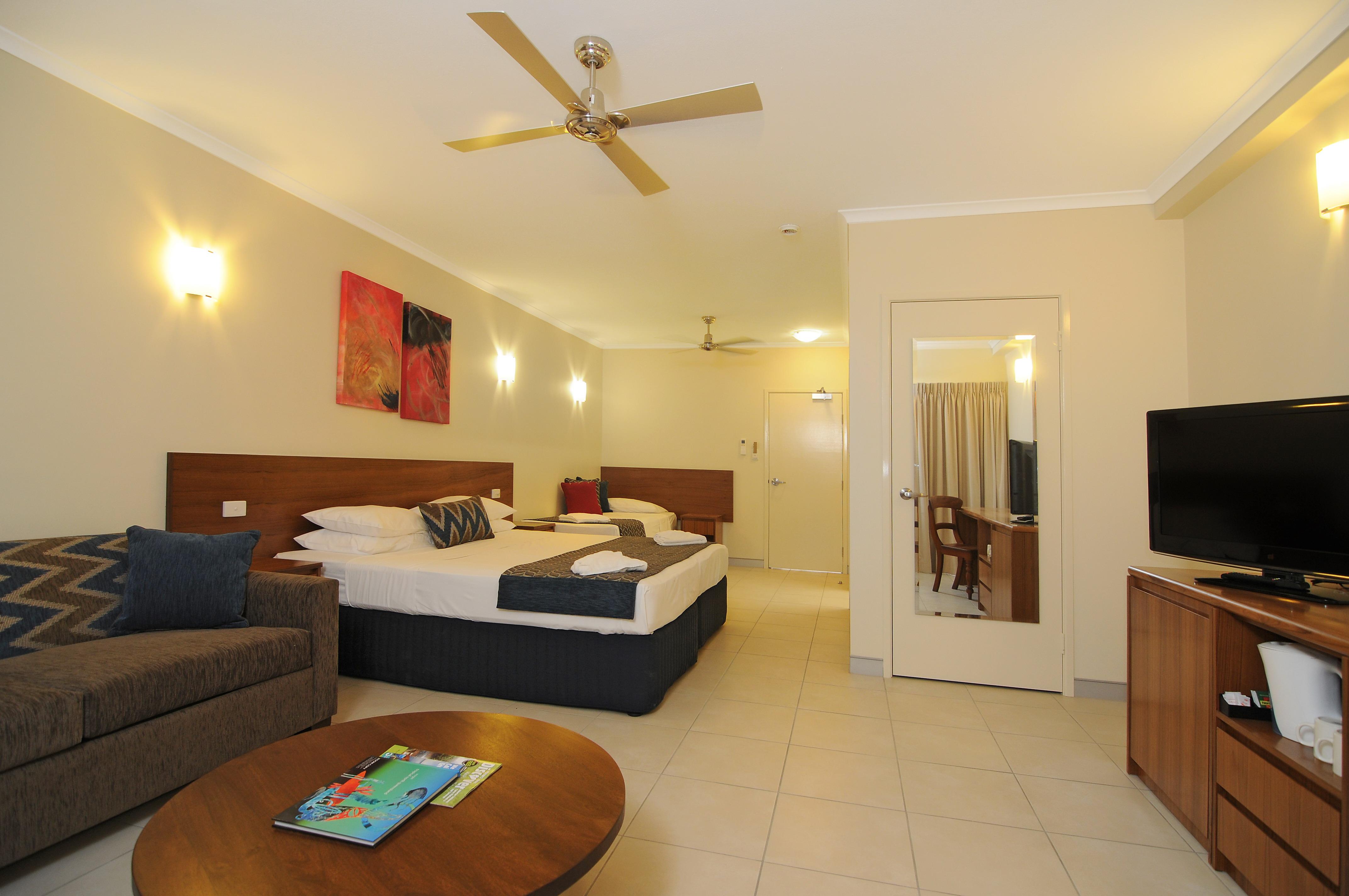 Queenslander & 4* Cairns