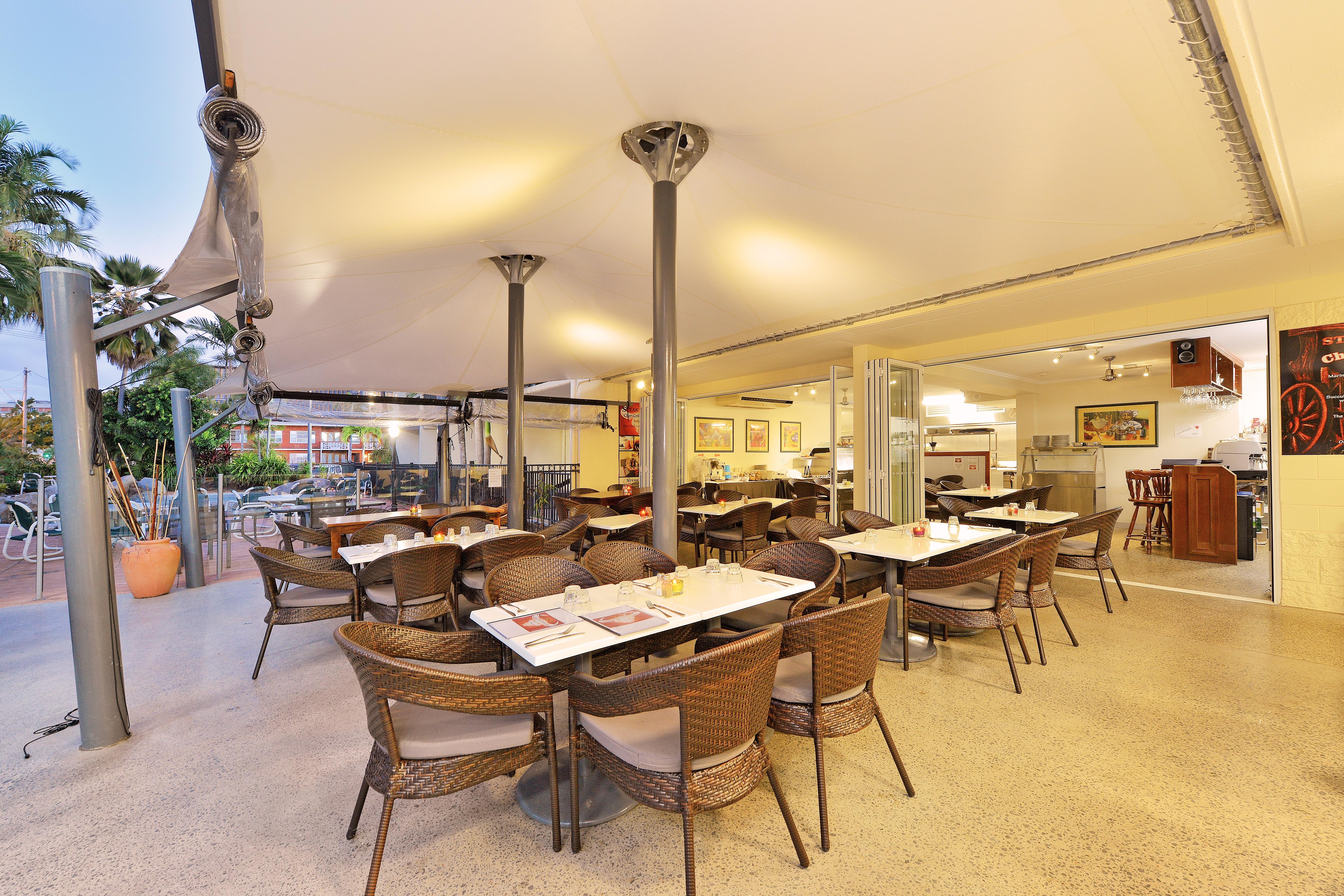 Queenslander & 4* Cairns