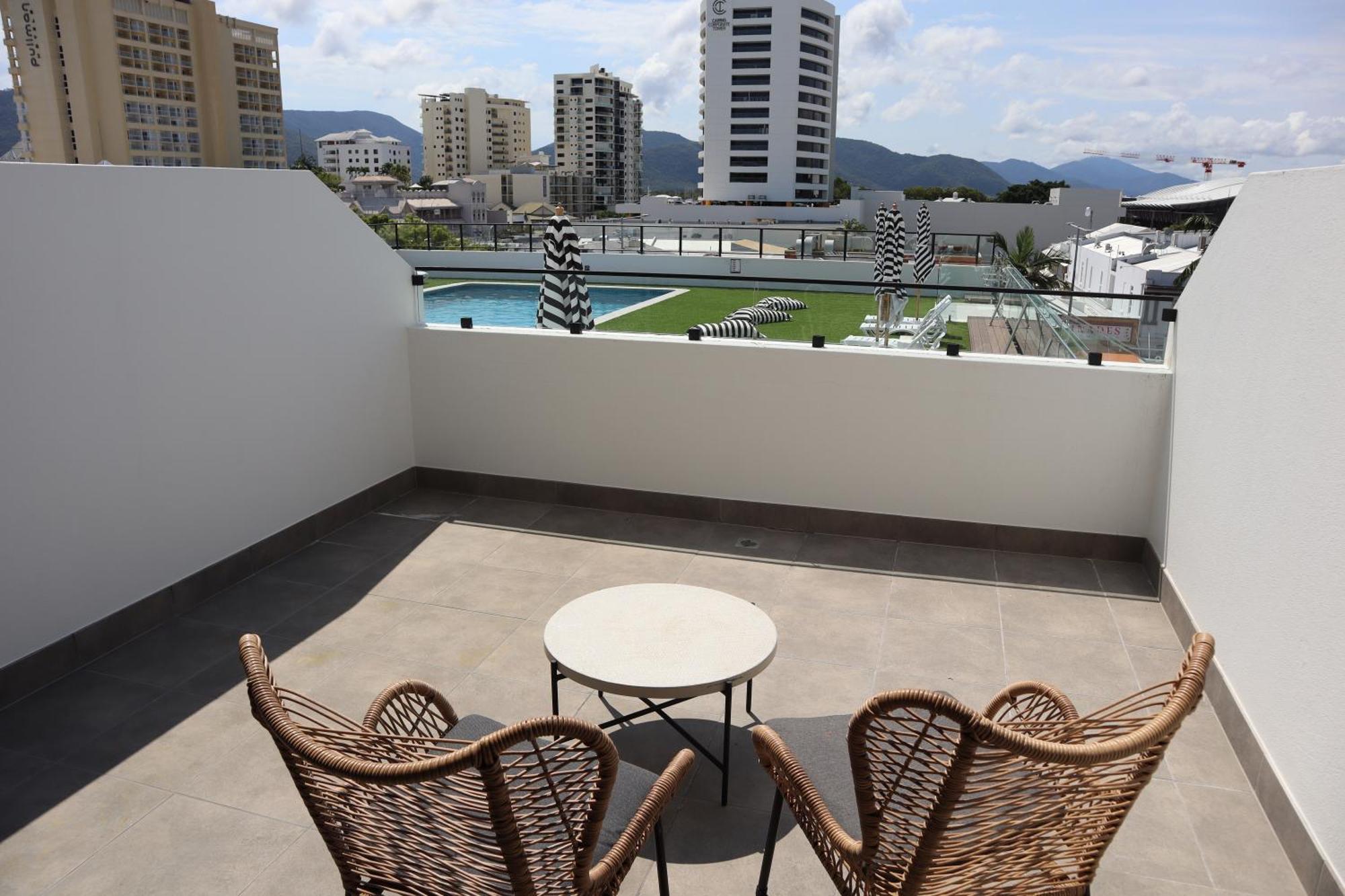 Hotel The Benson 4*