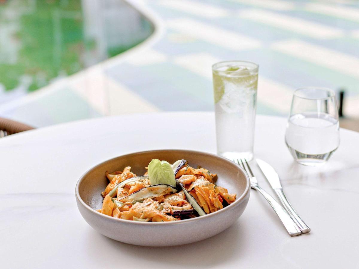 Mercure Cairns