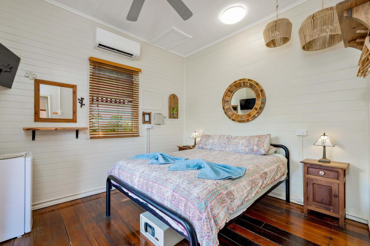 Travellers Oasis Hostel