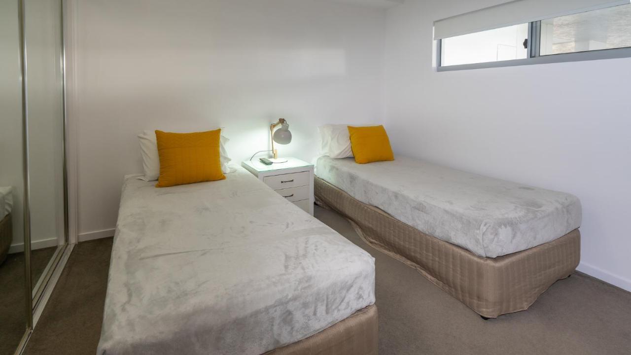 Vision Cairns
