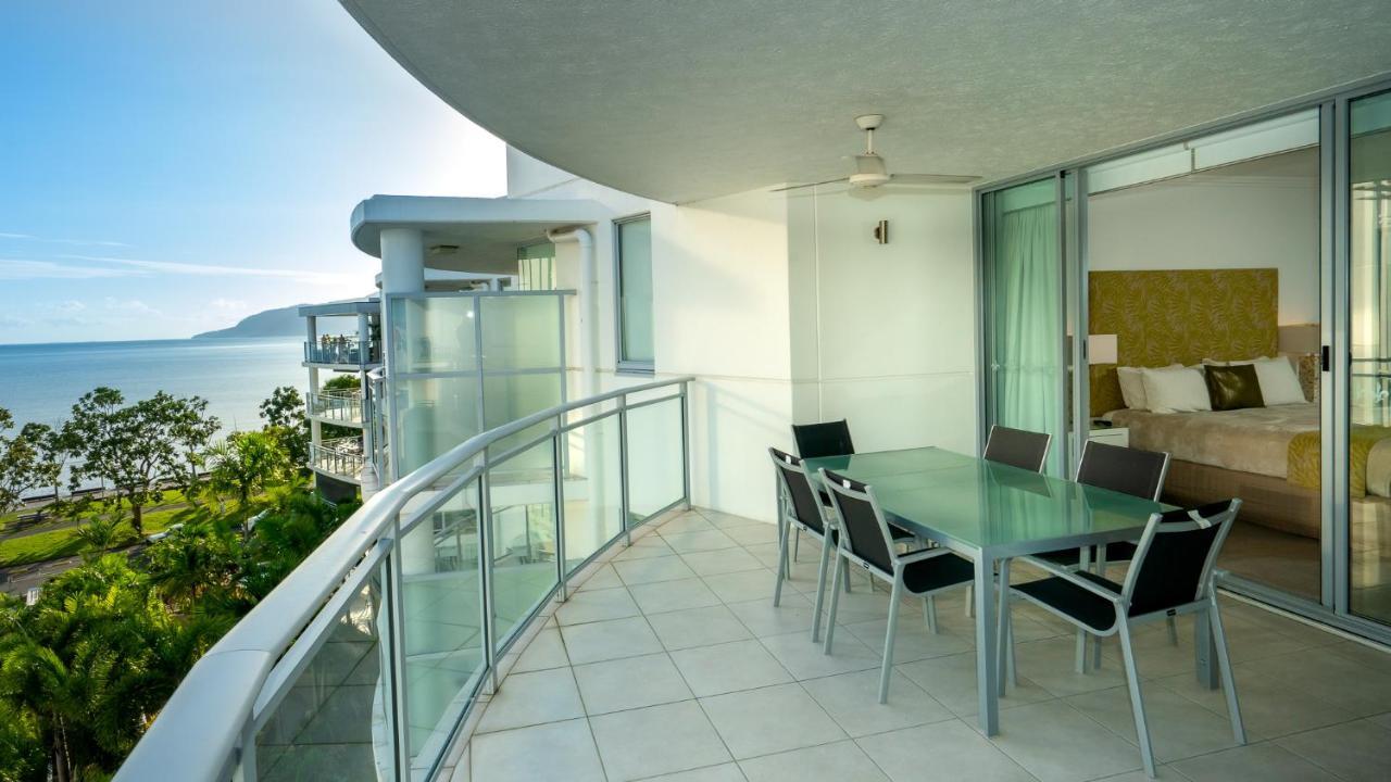 Vision 5* Cairns
