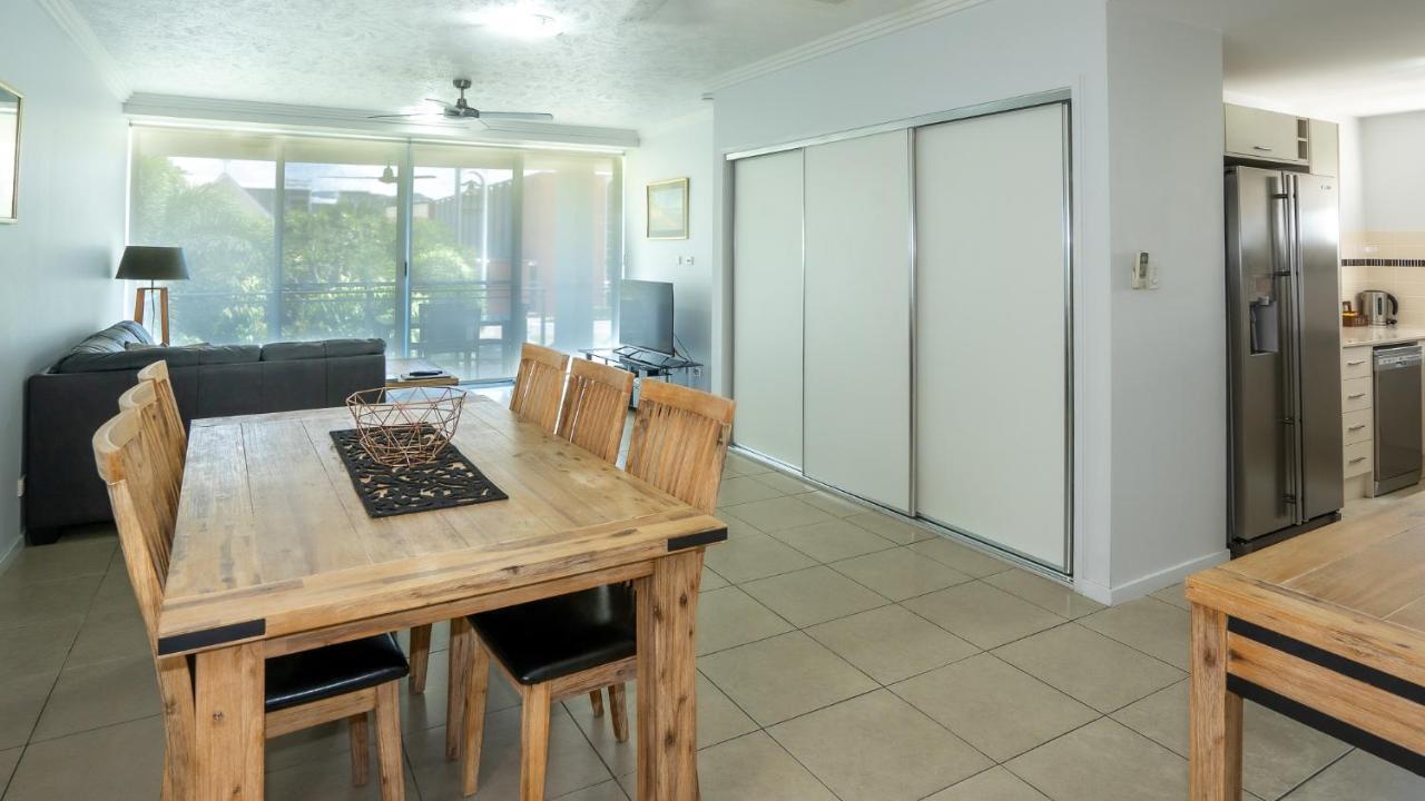 Vision Cairns