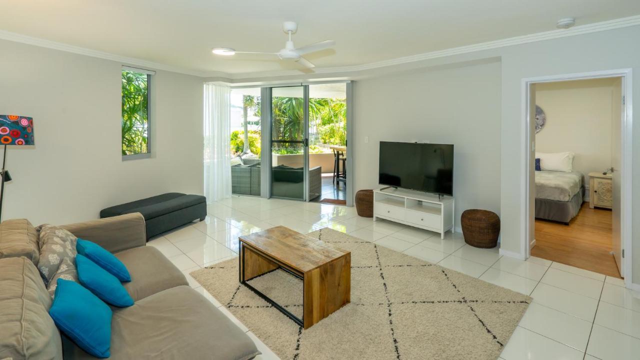 Vision Cairns
