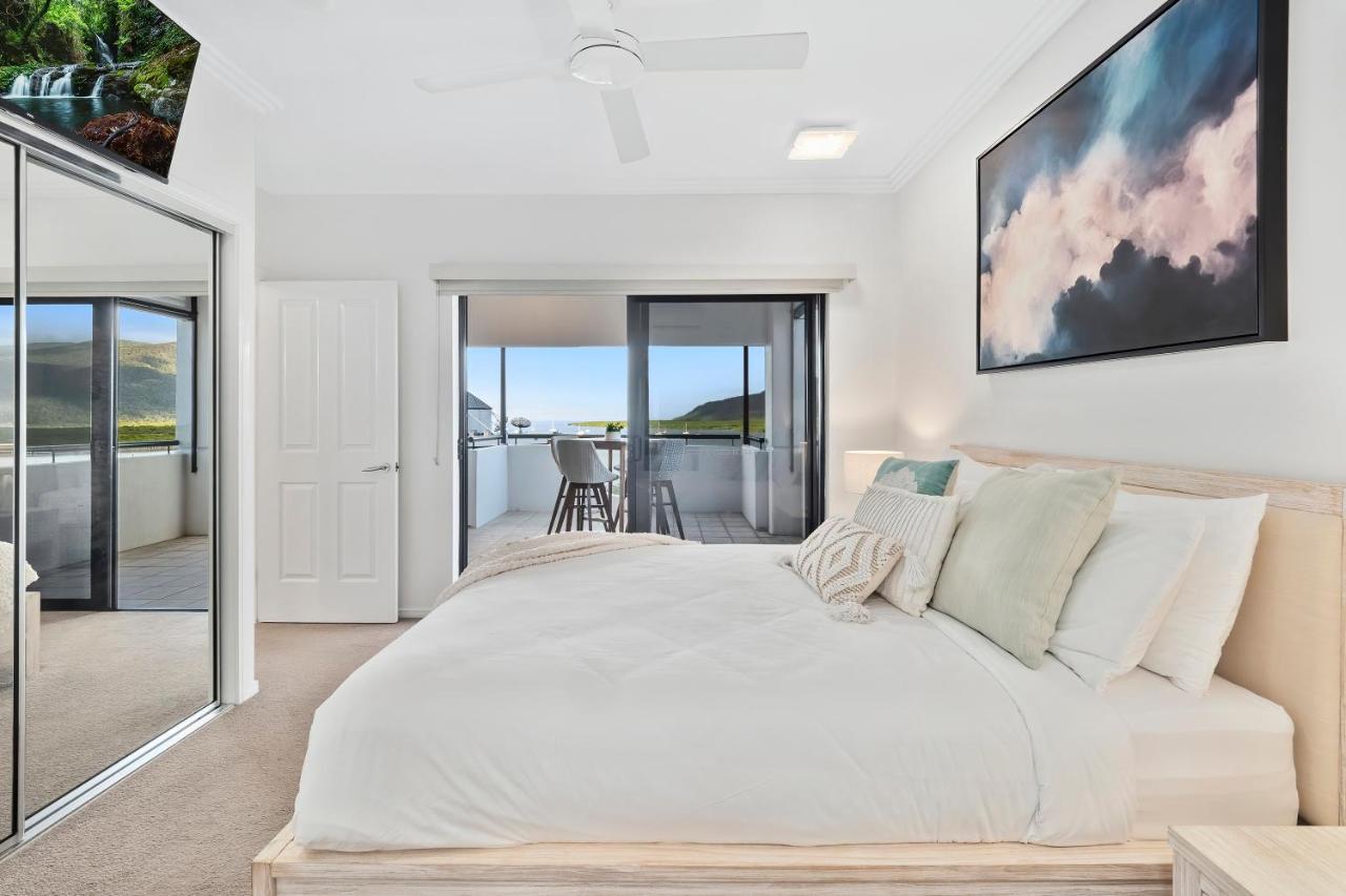 Luxury Oceanview Penthouse Apartment Cairns