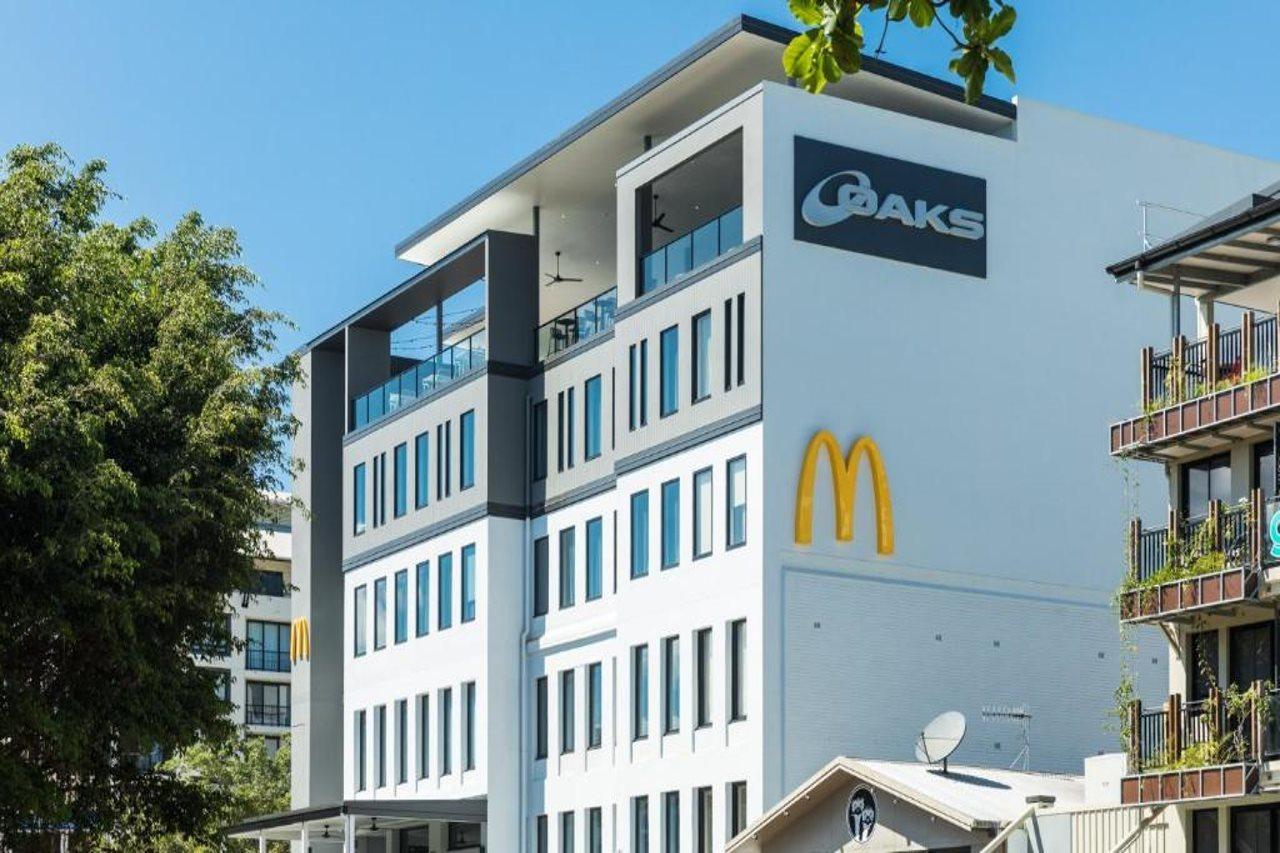Oaks Khách sạn 4*