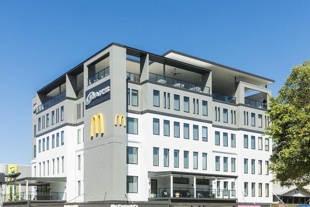 Oaks Khách sạn 4*