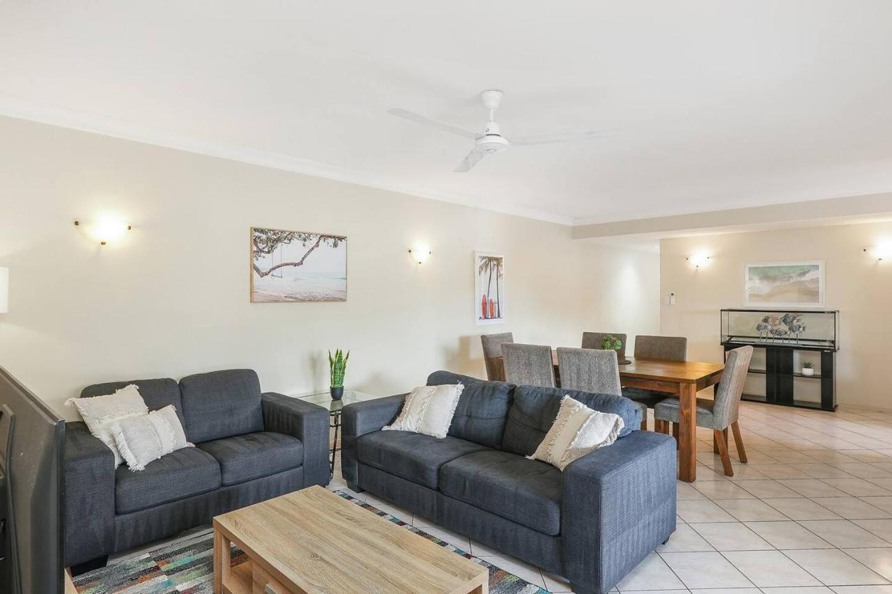 Tropical Reset - Escape To Paradise In Lakes Apartment Cairns