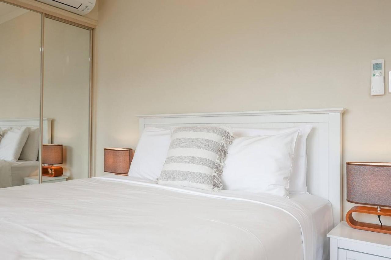 Apartment Tropical Reset - Escape To Paradise In Lakes Cairns