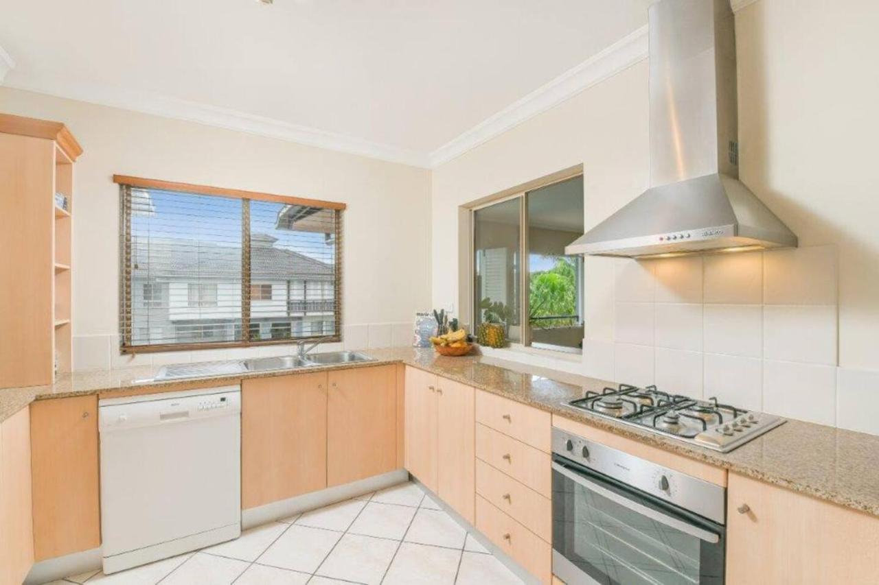 Apartment Tropical Reset - Escape To Paradise In Lakes