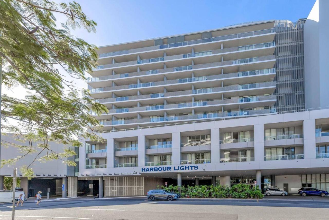 Coastal Charmer - Your Waterfront Sanctuary Apartment Cairns