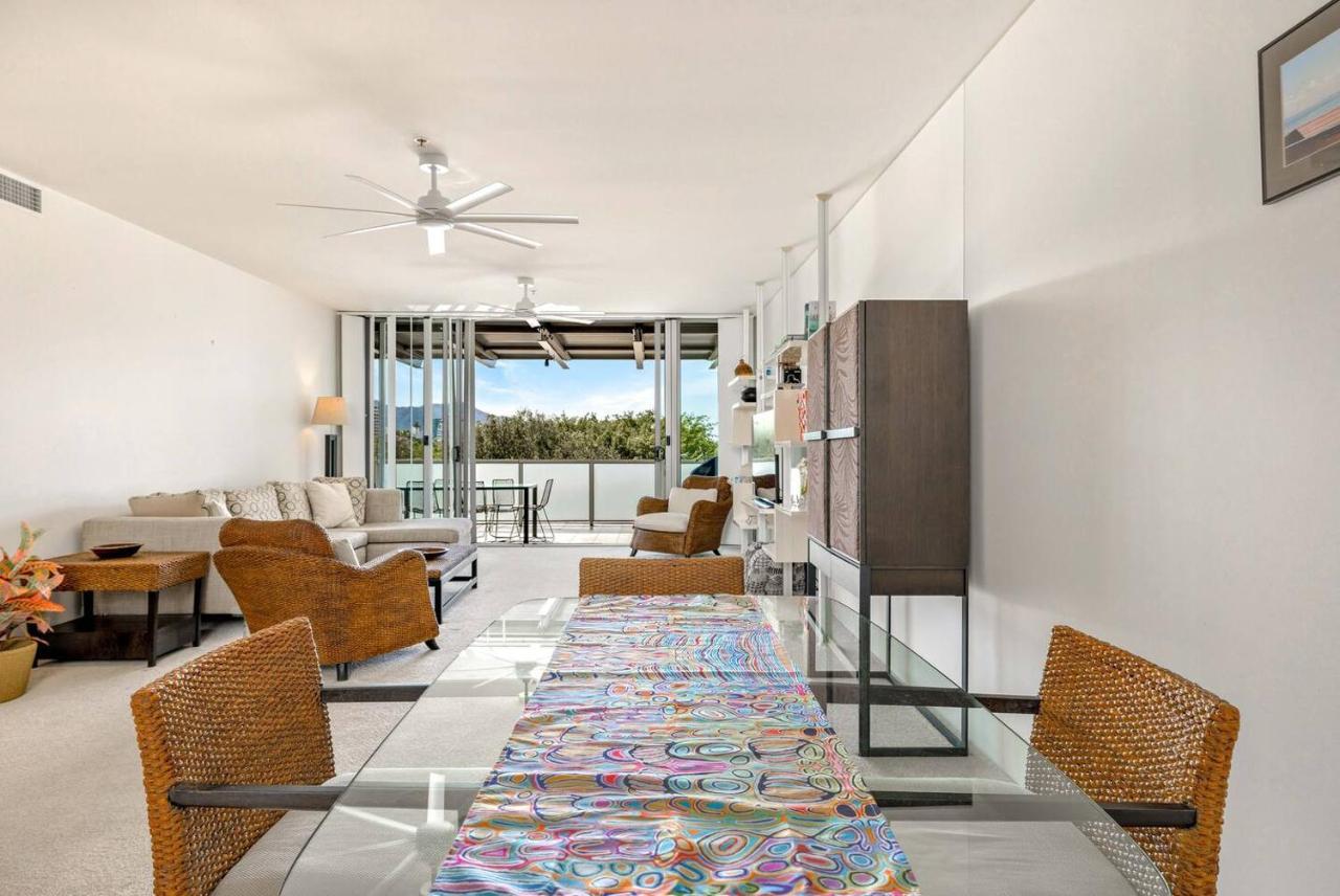 Apartment Coastal Charmer - Your Waterfront Sanctuary