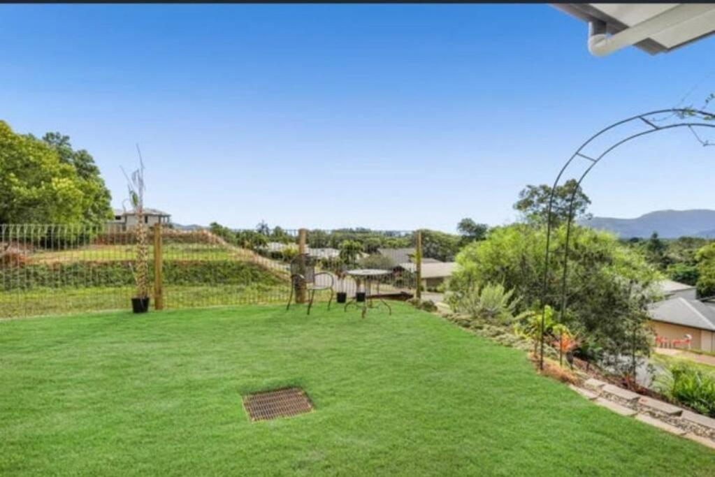 Holiday home Tranquil Paradise - Whole - With Views! King And Queen Beds Cairns