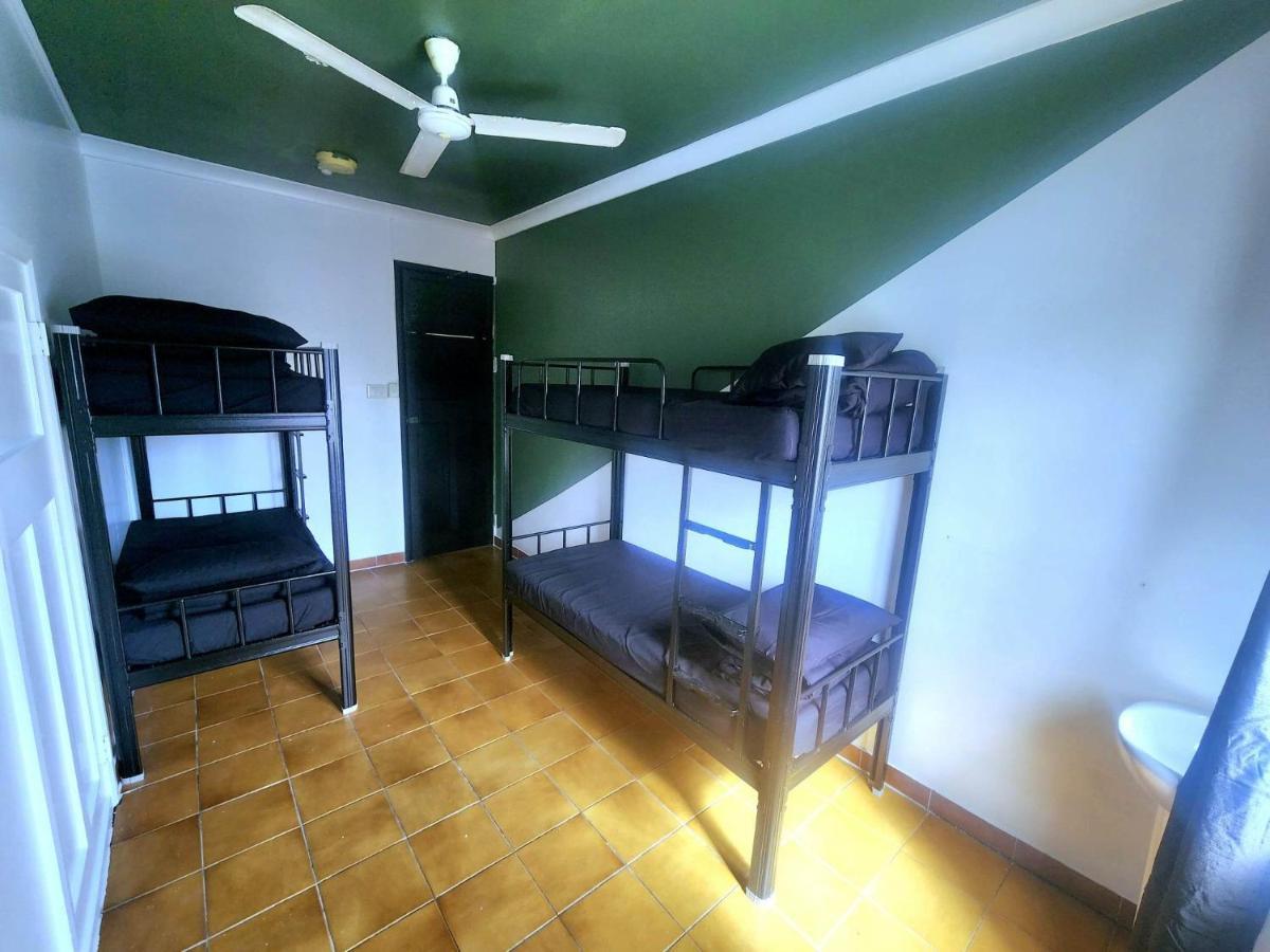Wanna Stay? Hostel Cairns