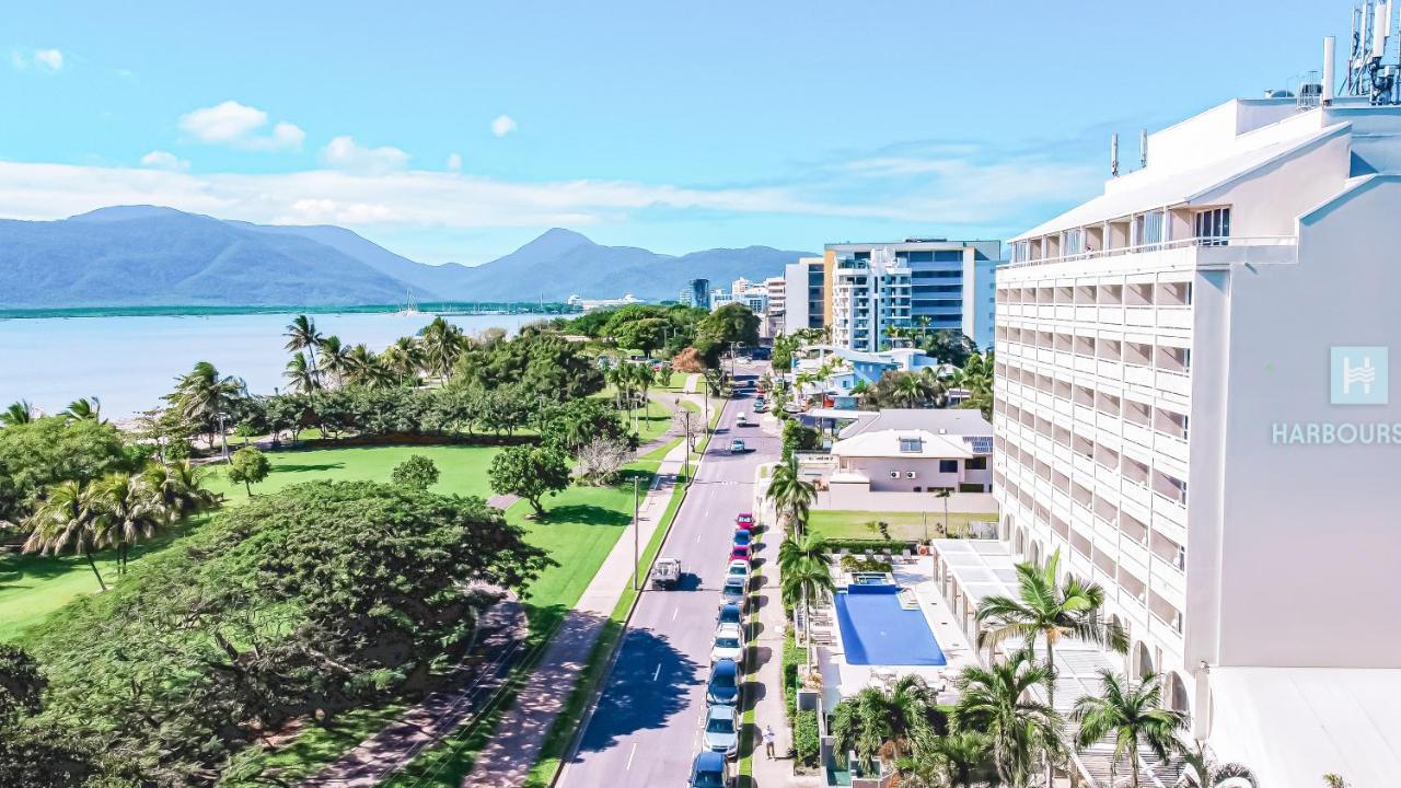 Hotel Harbourside Cairns