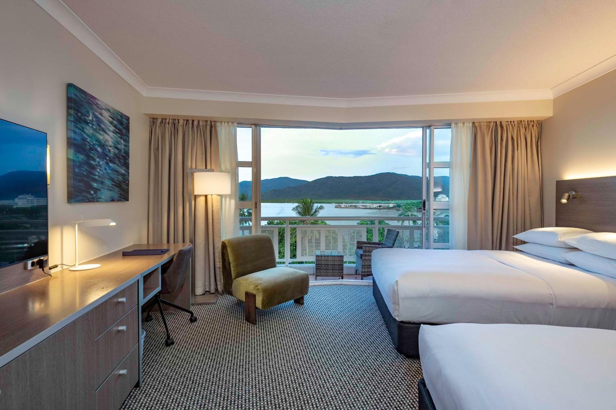 Hotel Doubletree By Hilton