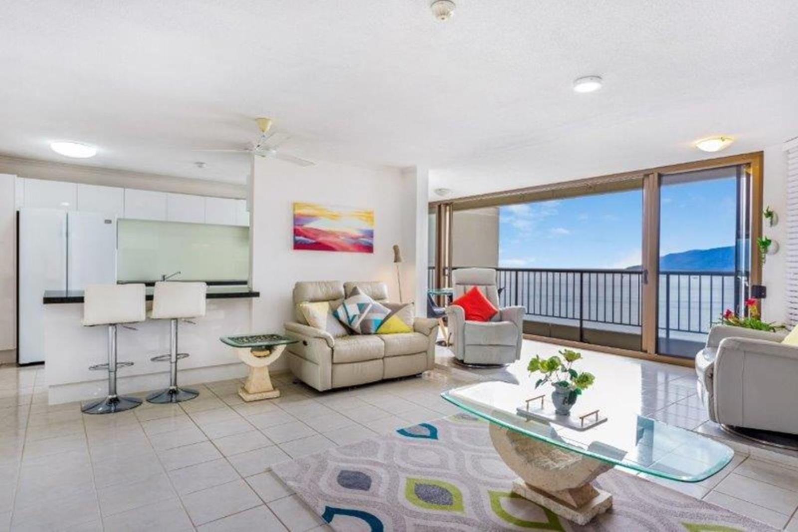 Ocean View In Aquarius Apartment Cairns