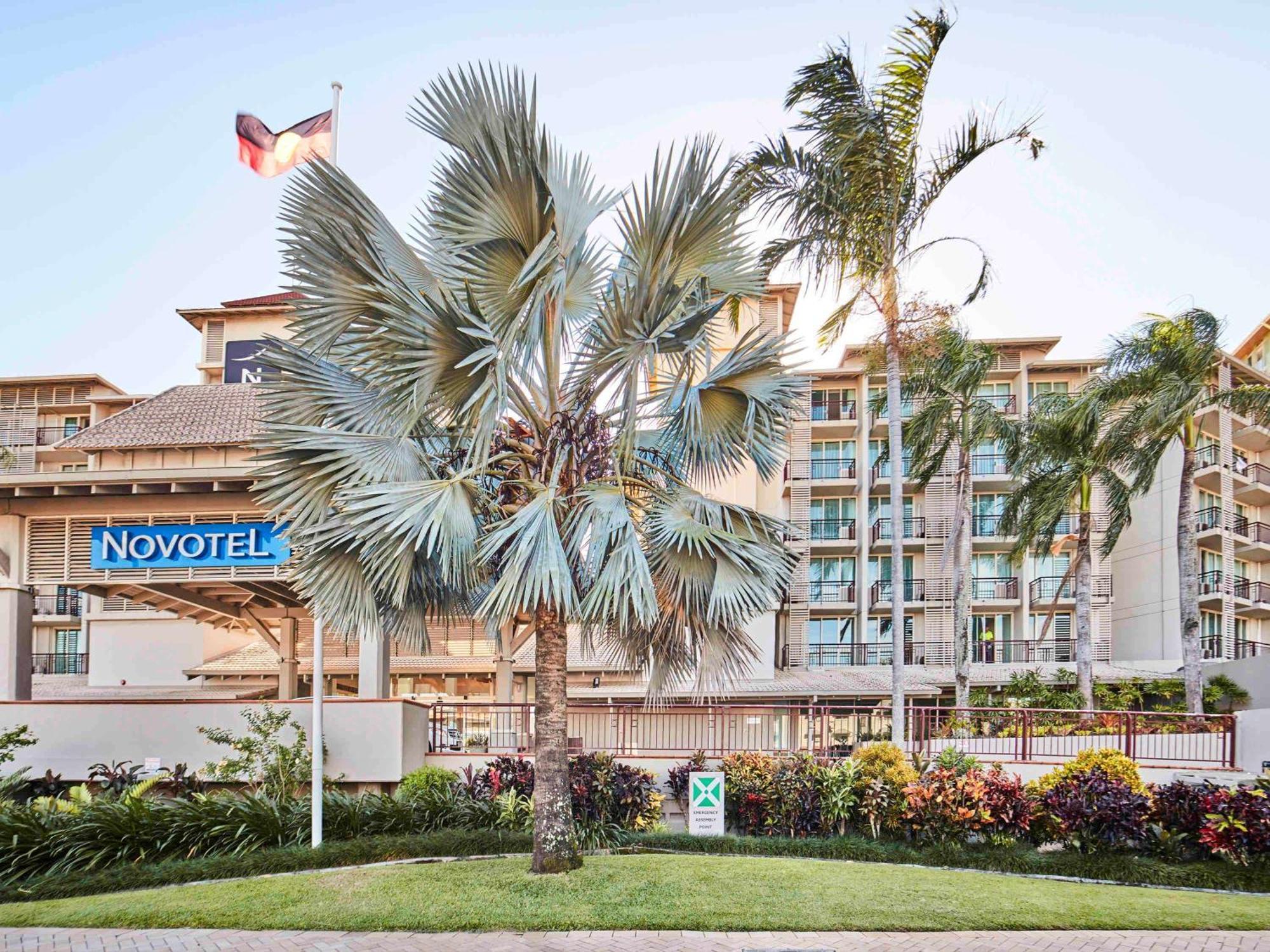 Novotel Oasis Hotel Cairns