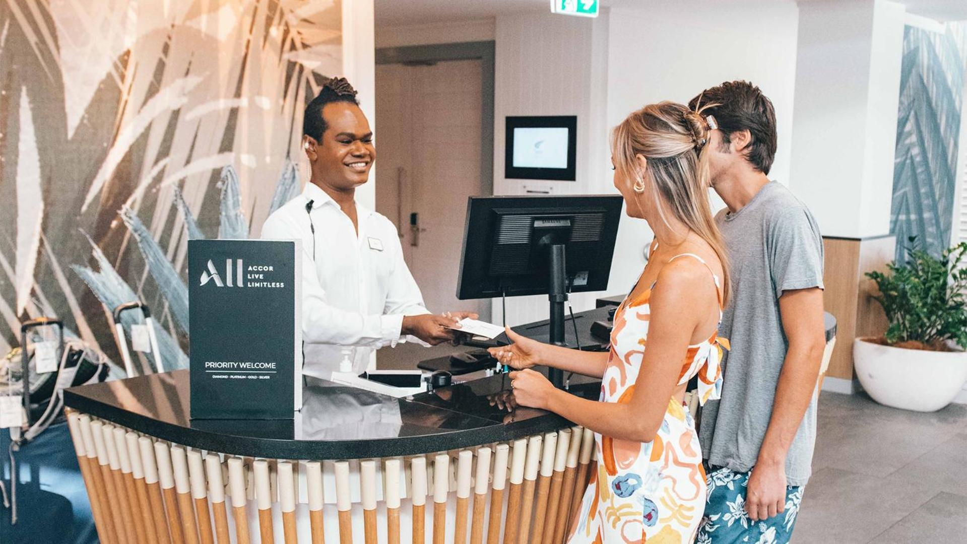 Novotel Oasis 4* Cairns