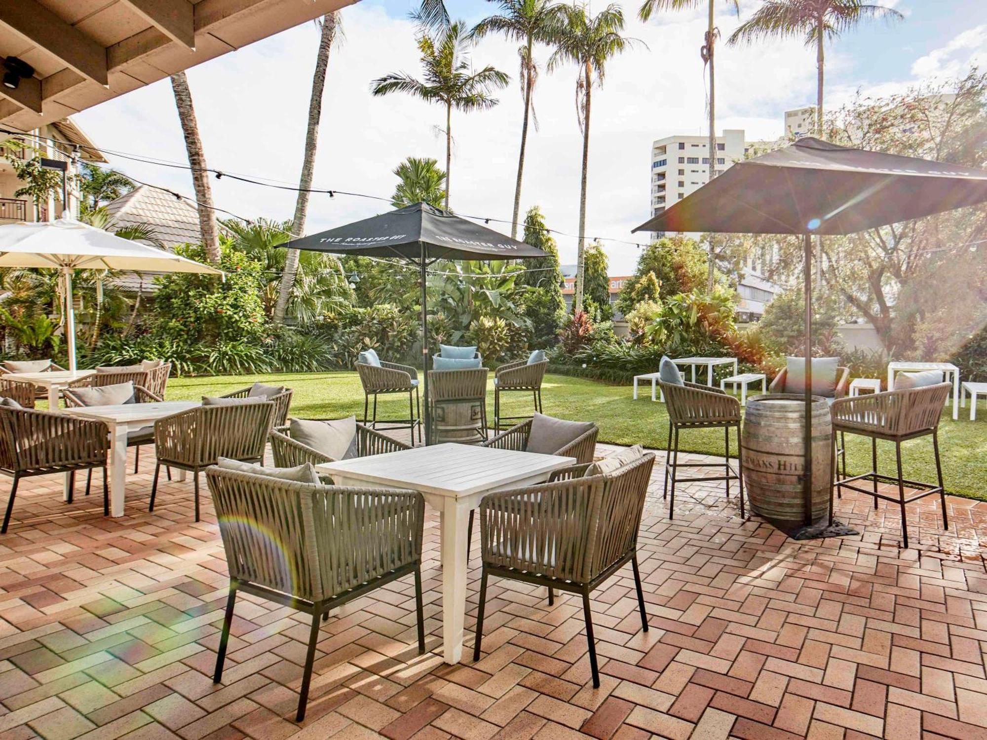Hotel Novotel Oasis 4*