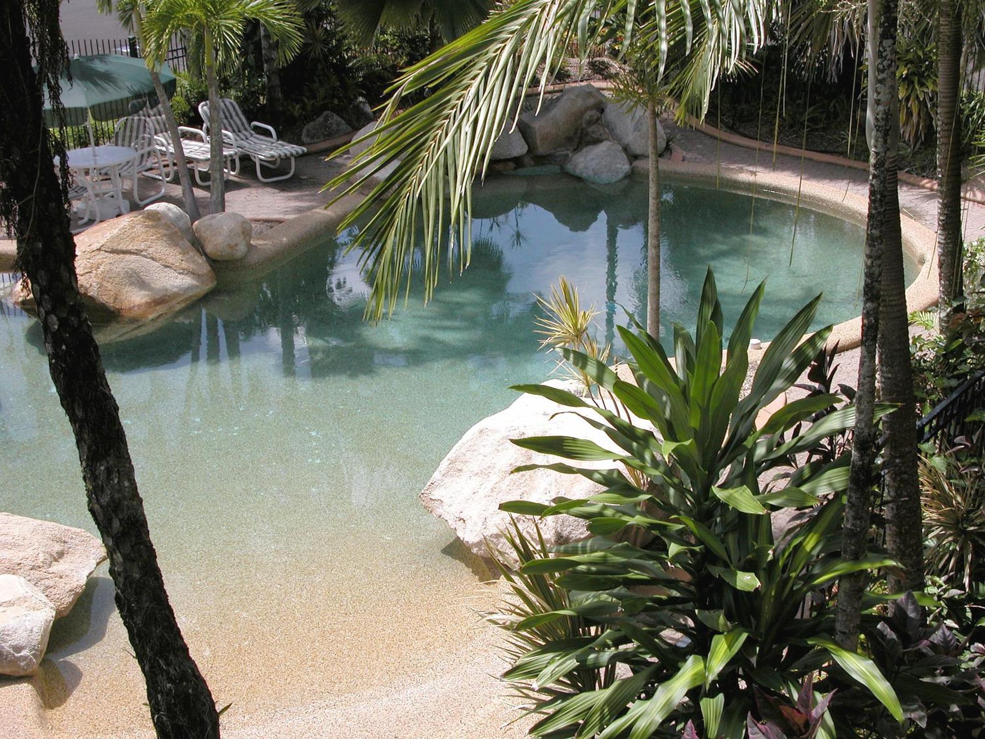 Queenslander & Cairns