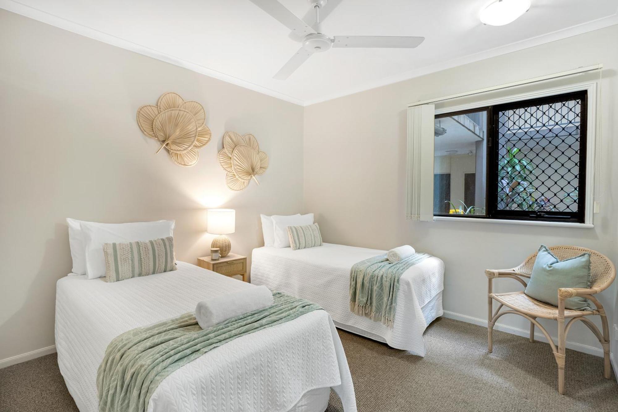 Apartment 'serenity At The Edge' A Private Poolside