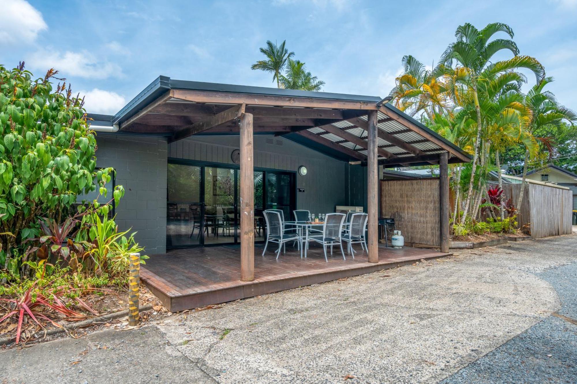 Tasman - Cool Waters Campsite Cairns