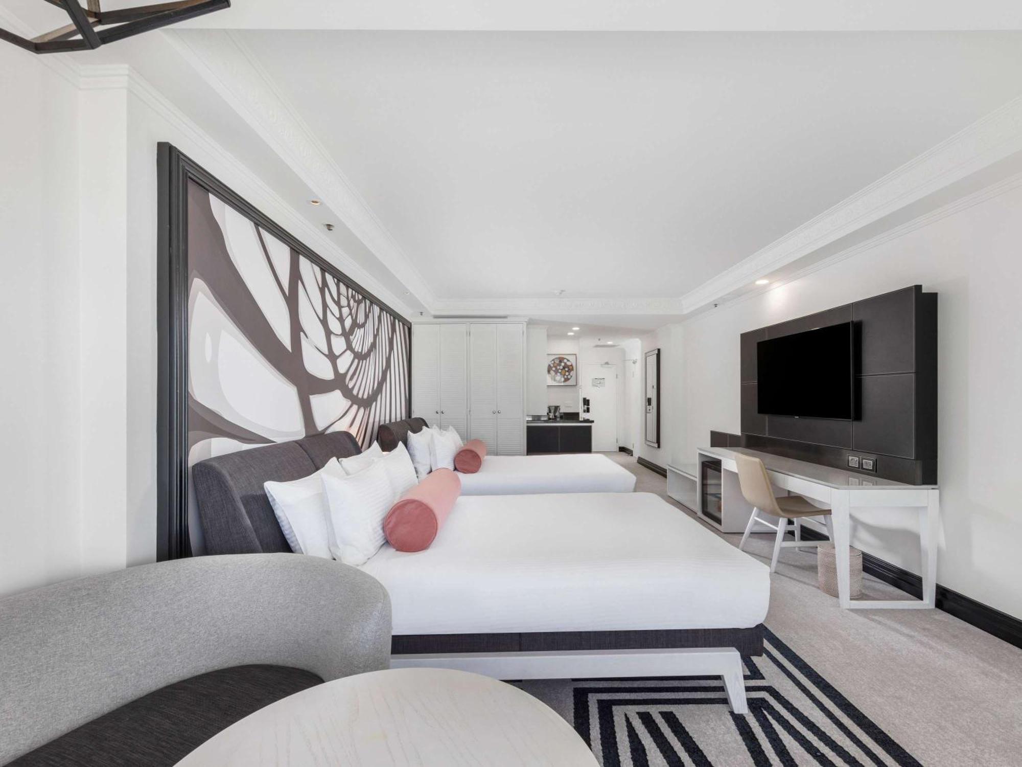 Hotel Pullman International 5*