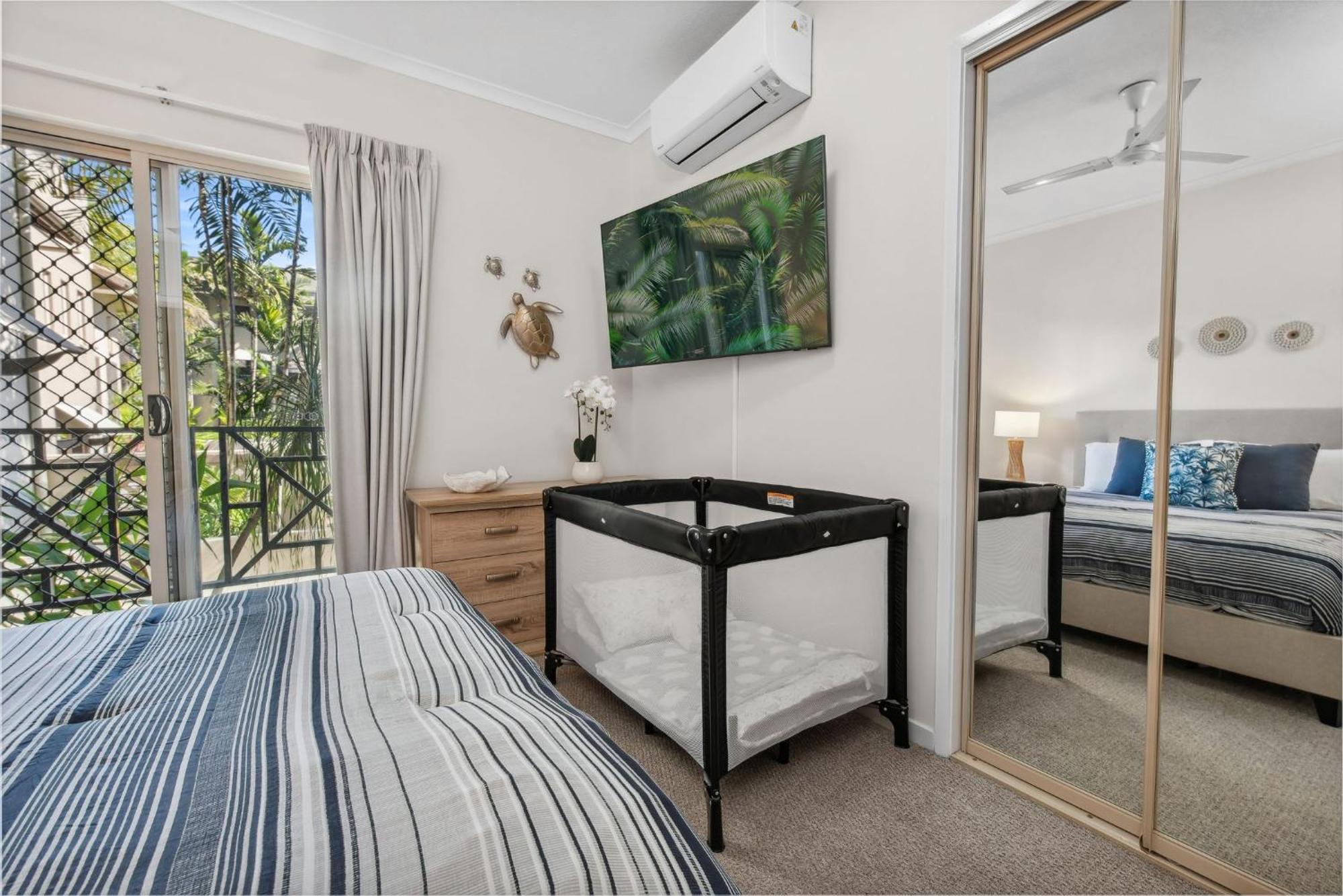 Tropical Gardens - 9 Pools Free Parking * Cairns