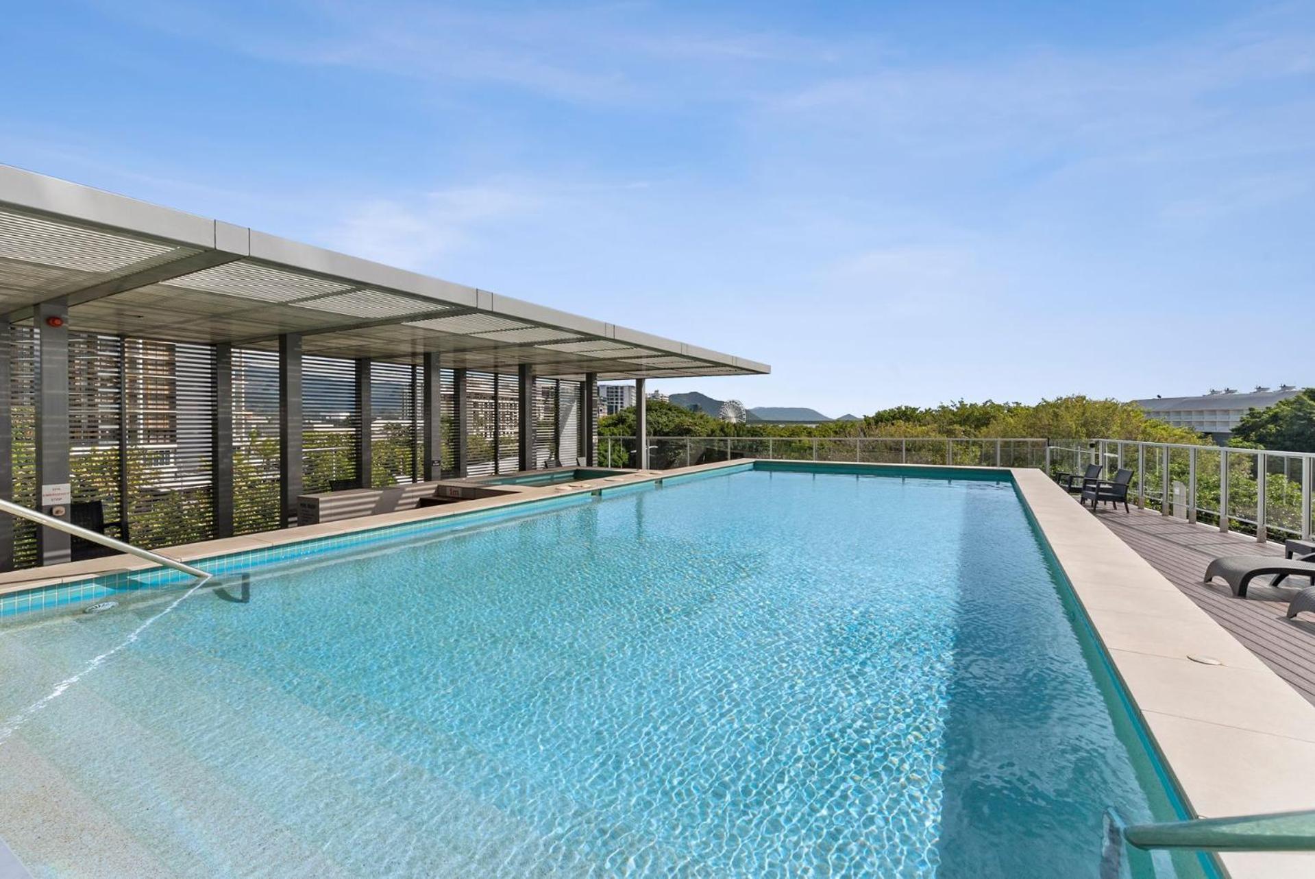Apartamento 703 Harbour Lights With Water Views