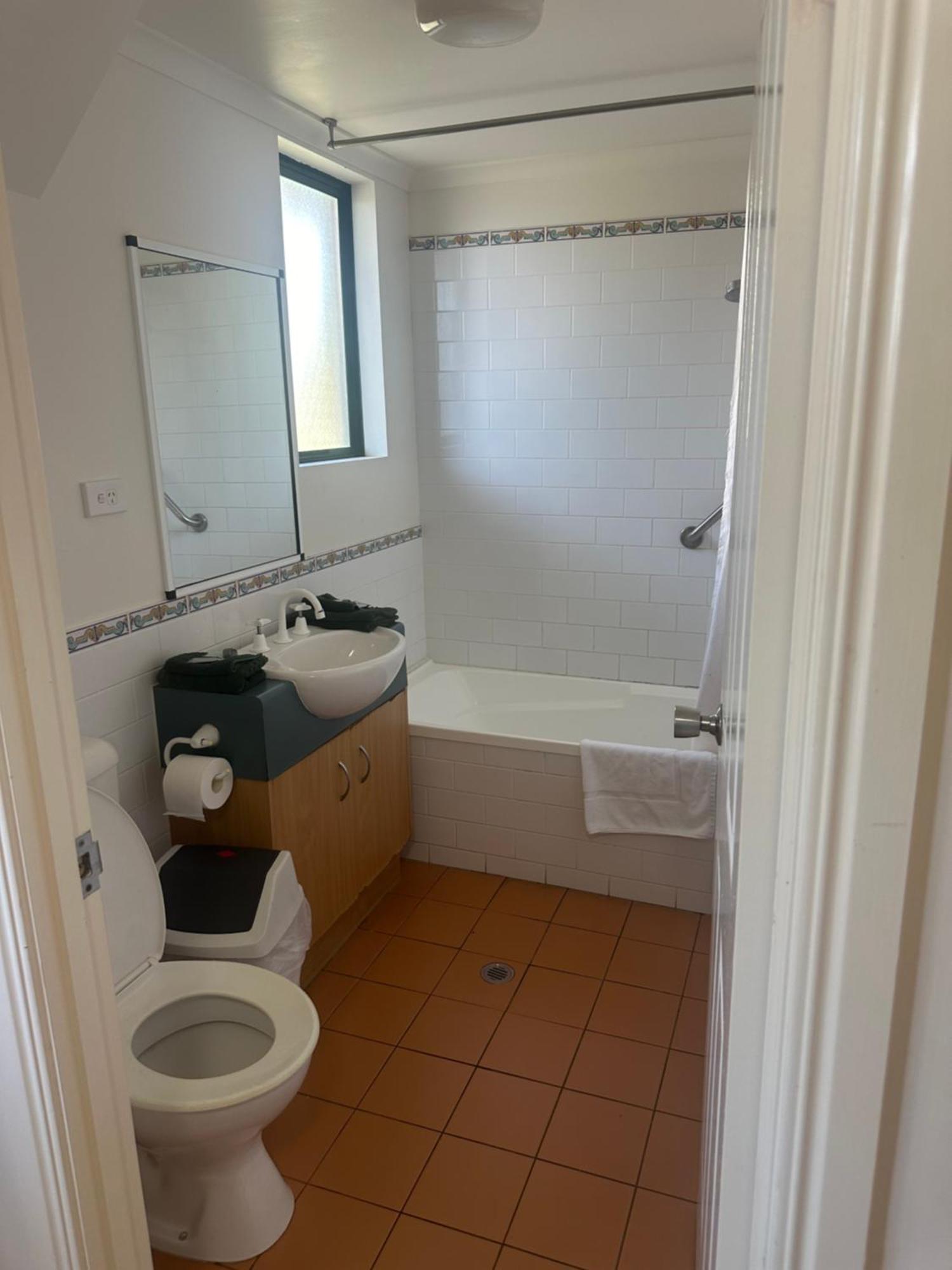 Apartment Fantastic Self-contained 1 Bedroom In North Cairns