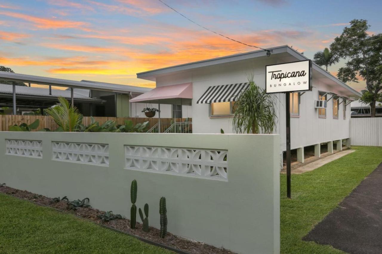 Tropicana - Retro Getaway Holiday home Cairns