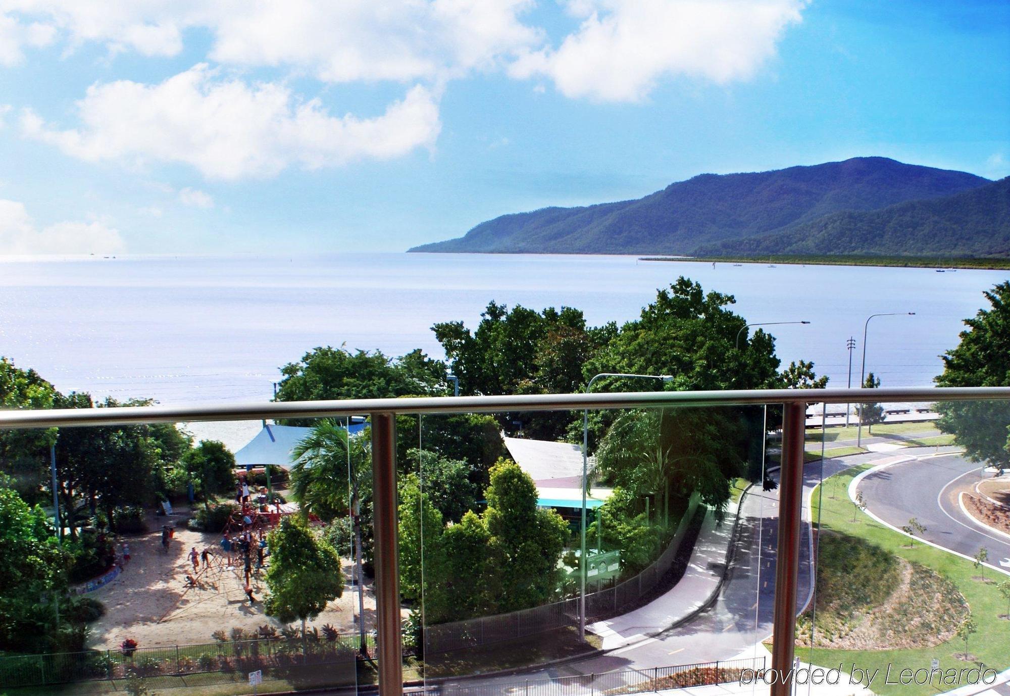 Plaza Hotel 3*