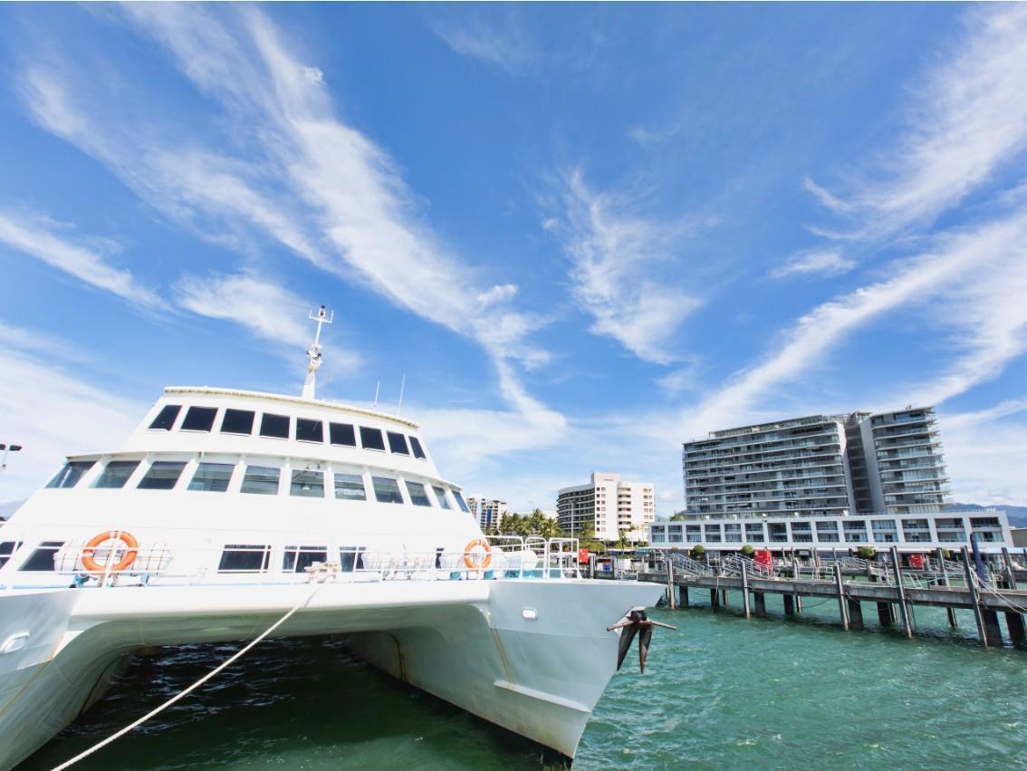 The Sebel Harbour Lights Aparthotel 4*